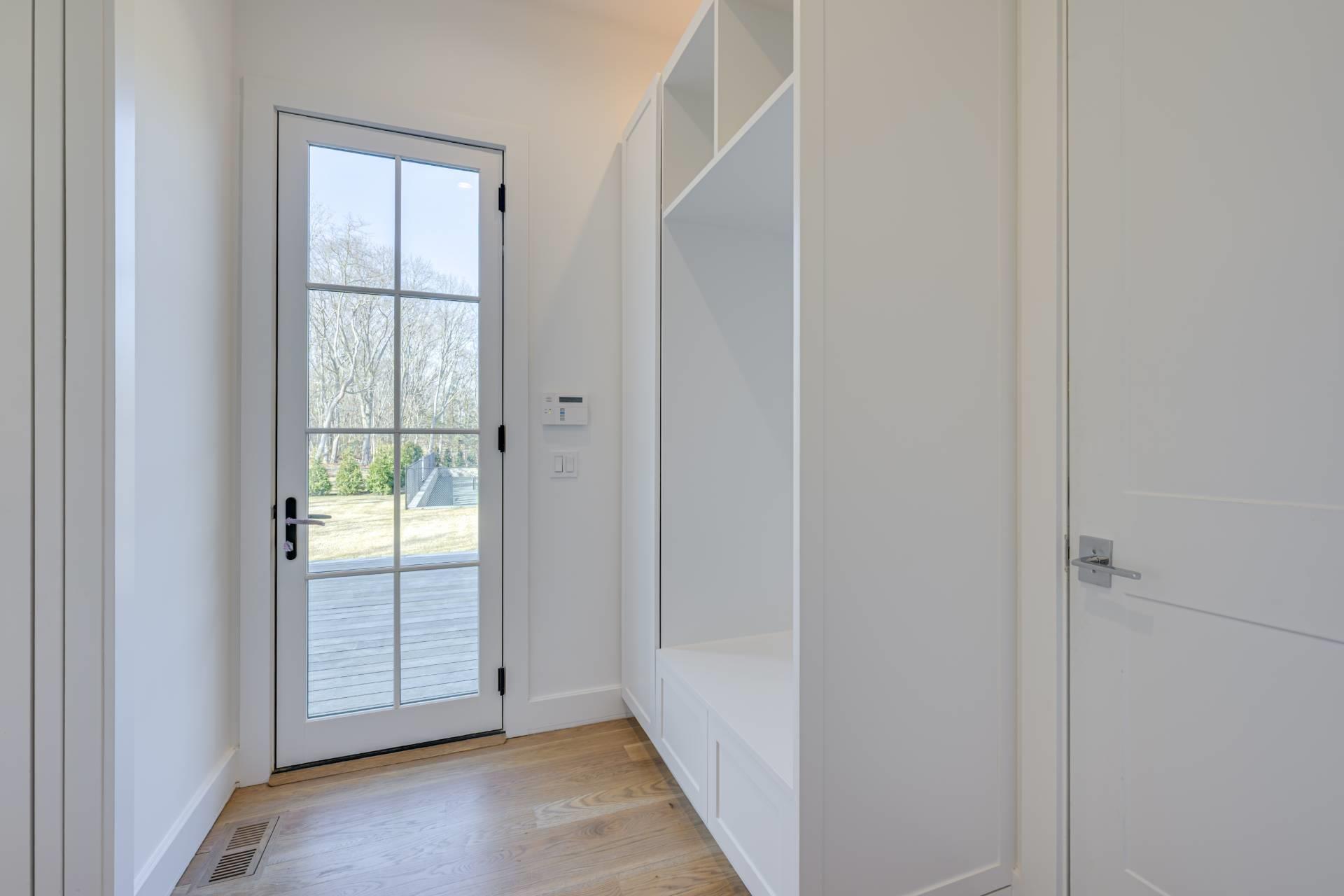 237 N Magee Street, Southampton, NY 11968