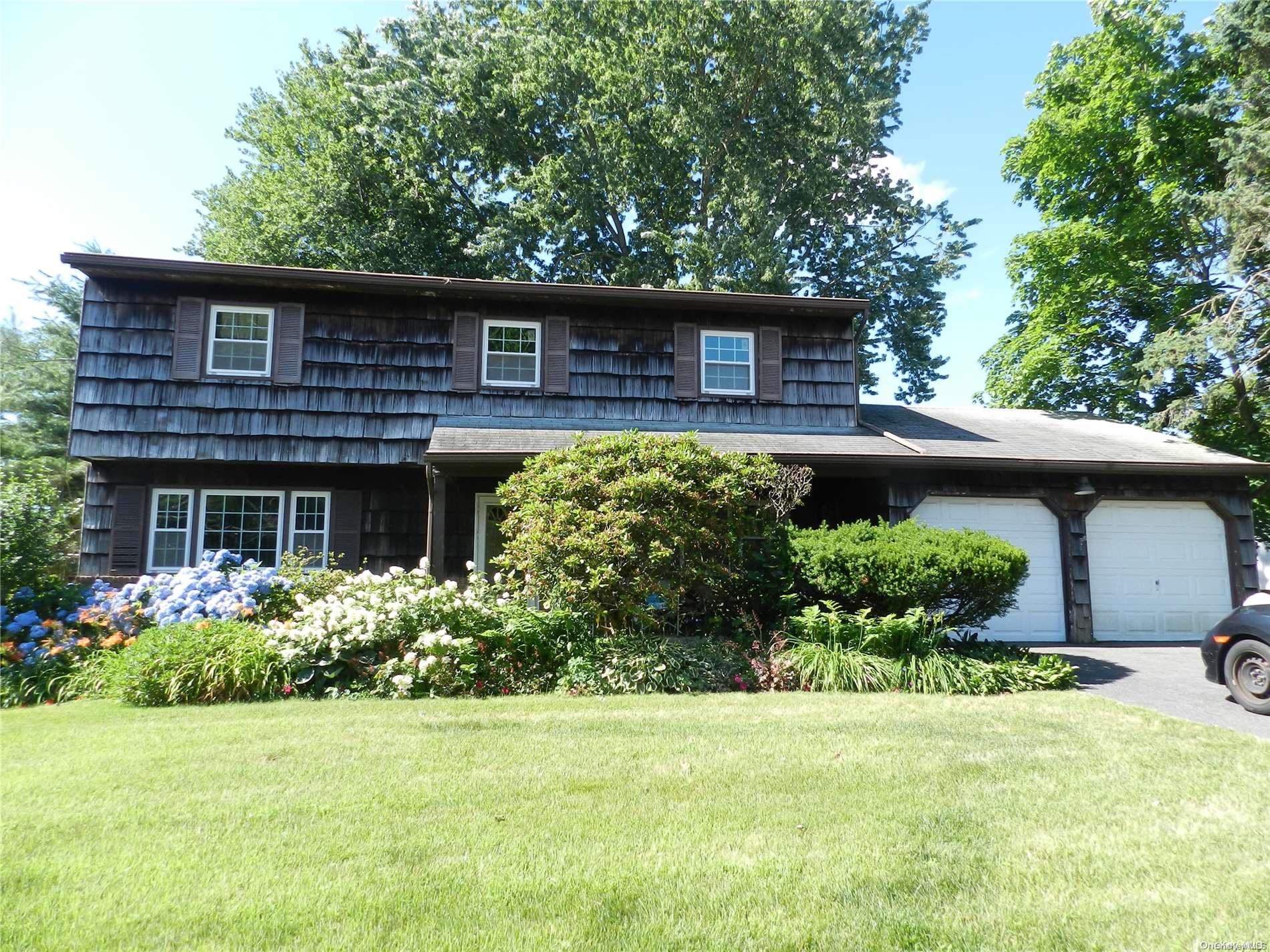 24 New Jersey Street, Dix Hills, NY 11746