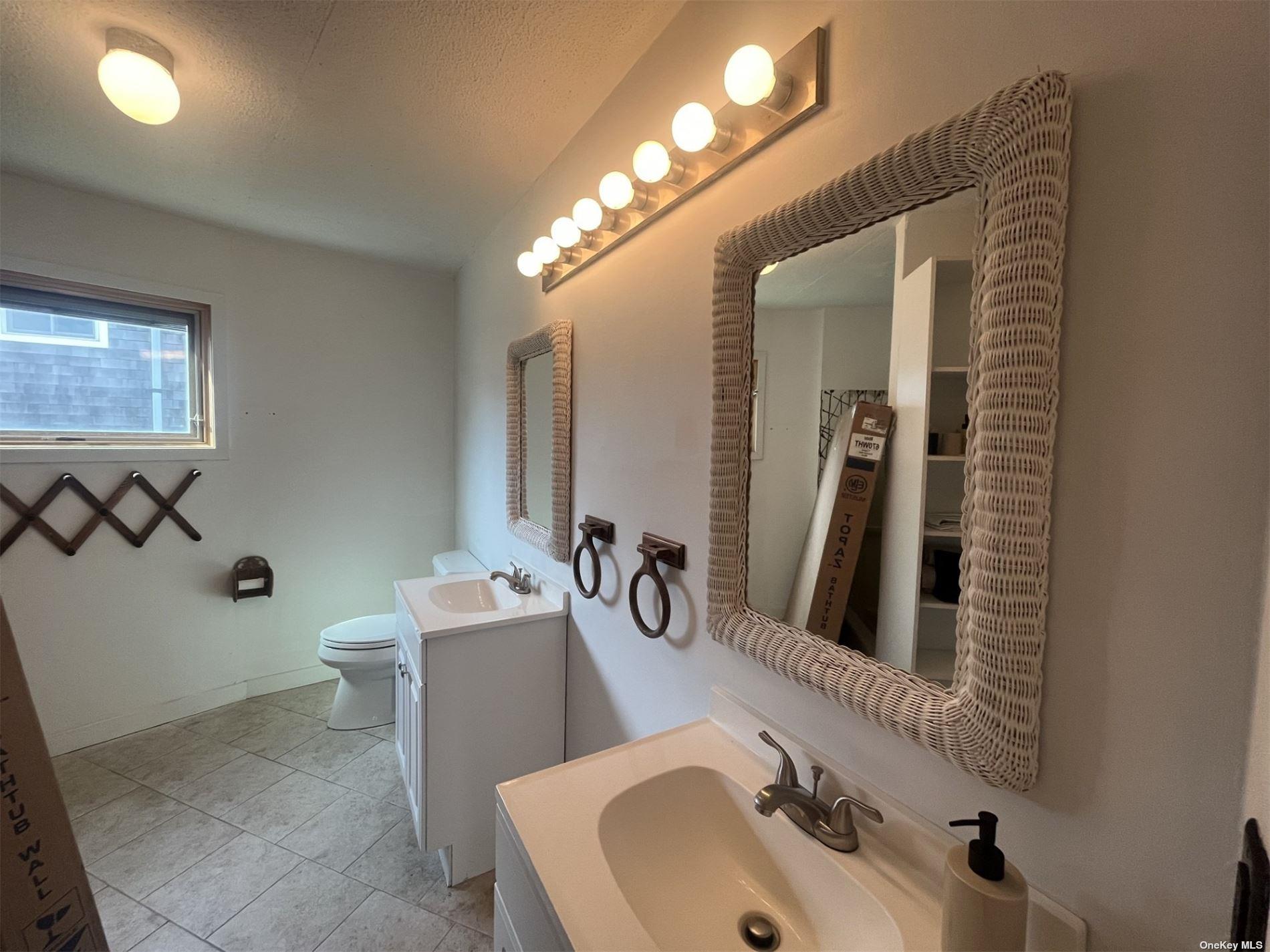 85 Bungalow Walk, Ocean Beach, NY 11770