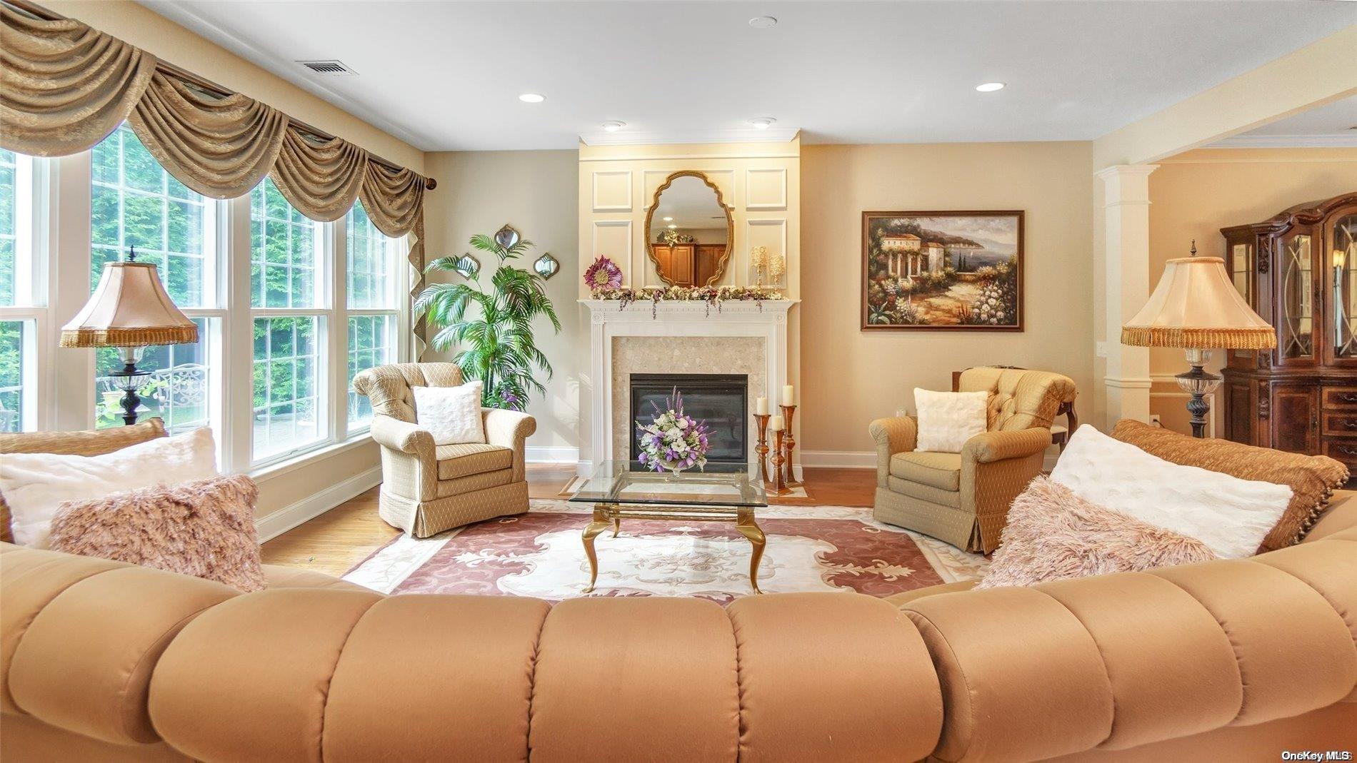 55 Samantha Circle # 55, Westhampton, NY 11977