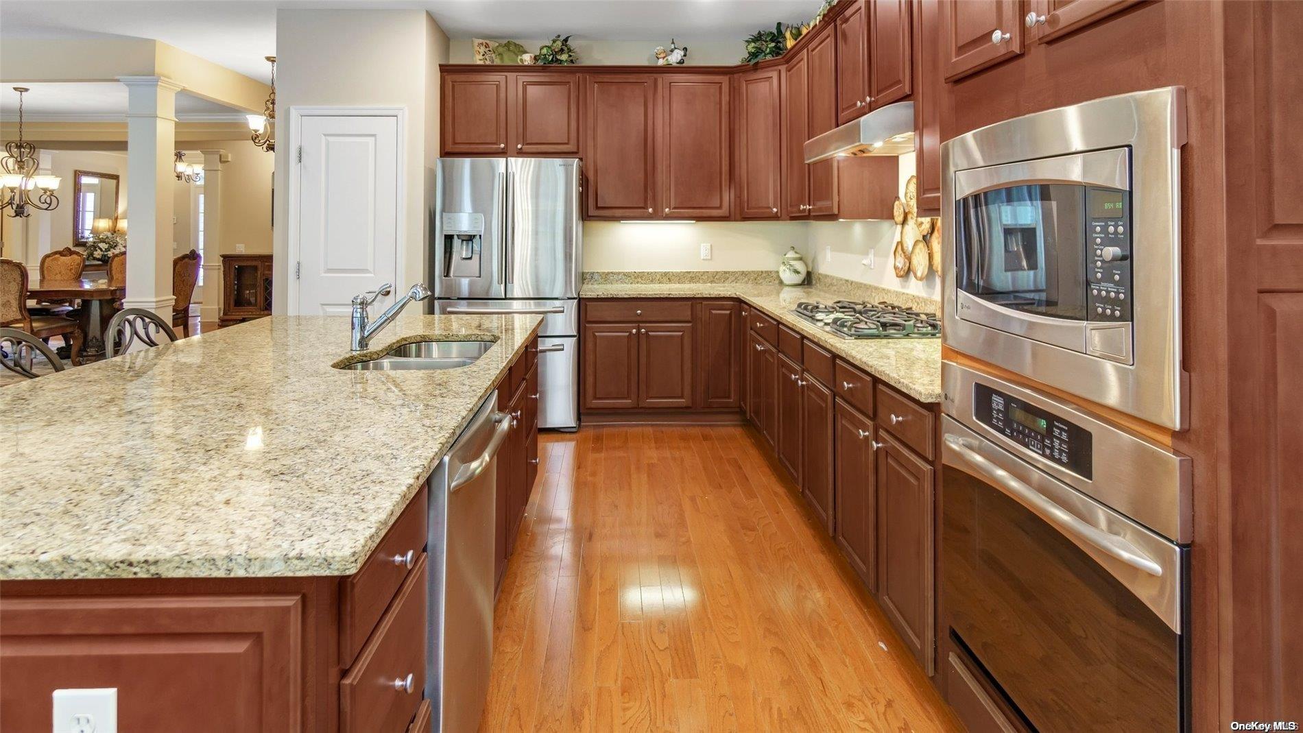 55 Samantha Circle # 55, Westhampton, NY 11977