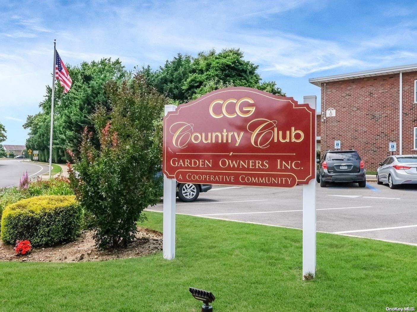 132 Farber Drive # 132, West Babylon, NY 11704