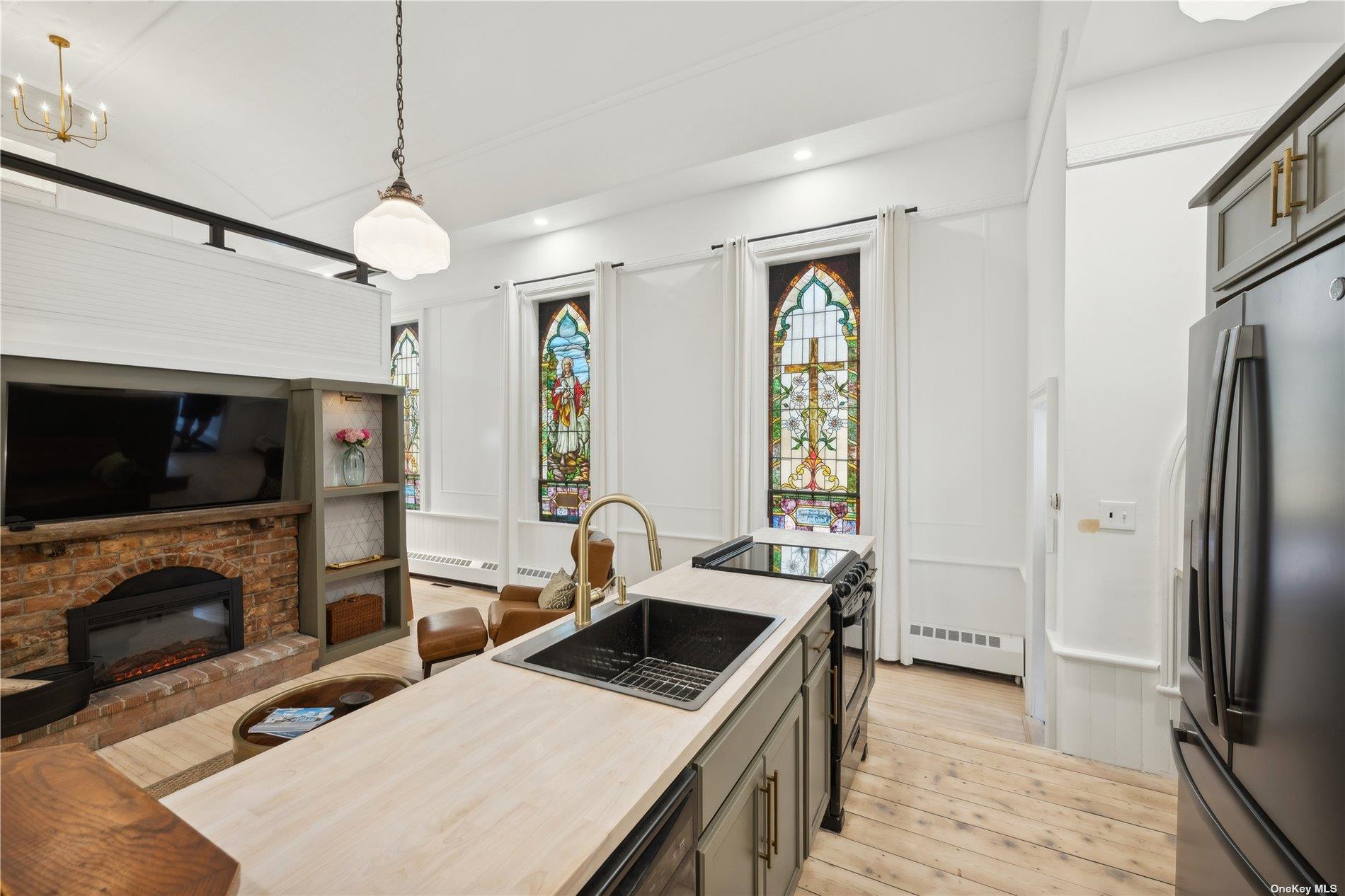 248 5th Avenue, Greenport, NY 11944