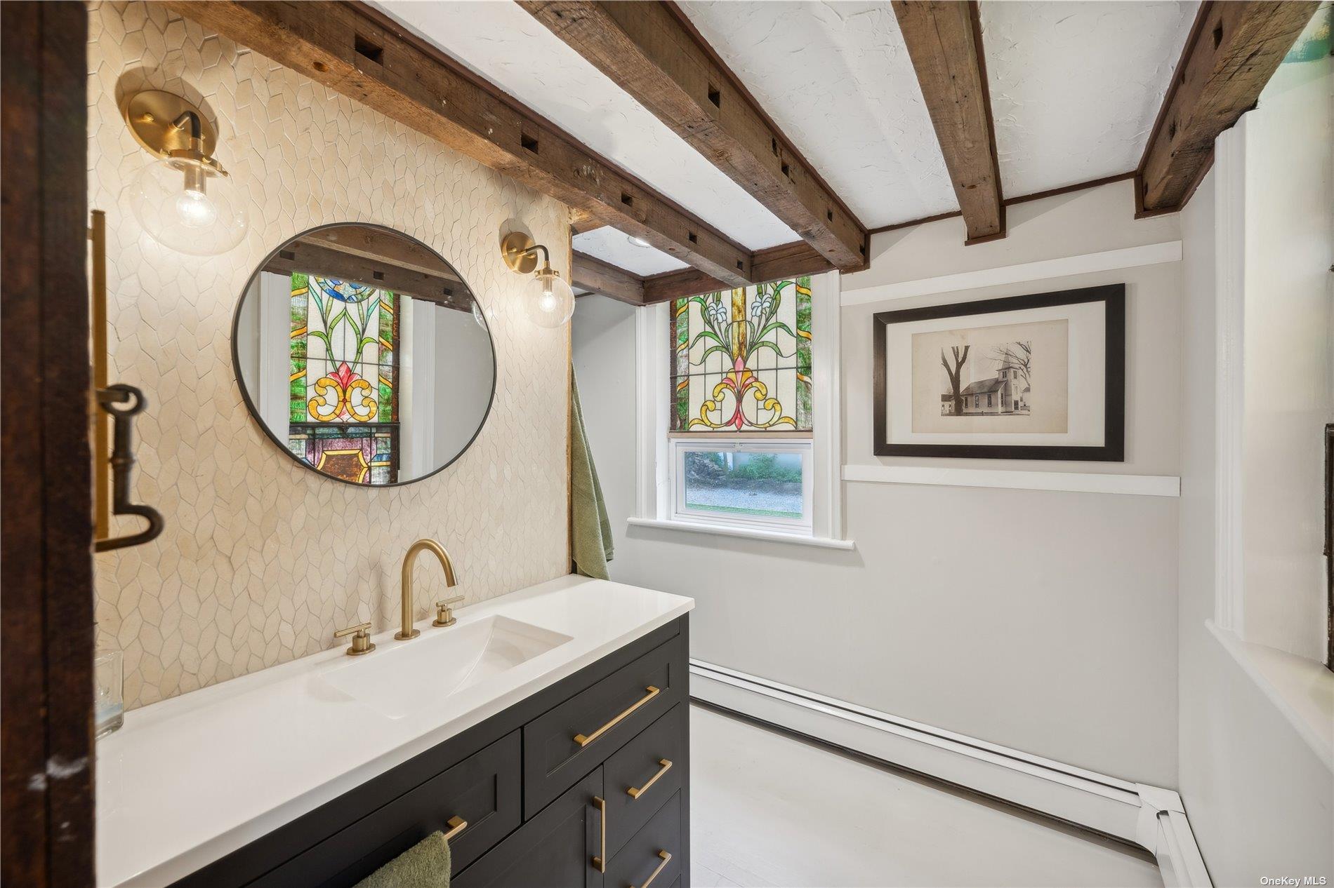 248 5th Avenue, Greenport, NY 11944