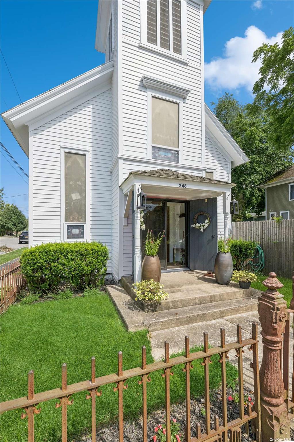 248 5th Avenue, Greenport, NY 11944