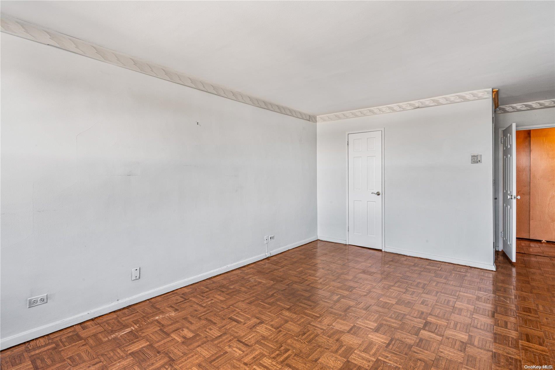 17-85 215th Street # 6R, Bayside, NY 11360