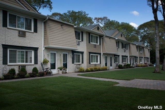 1 Brookwood Drive # 2104B, Coram, NY 11727