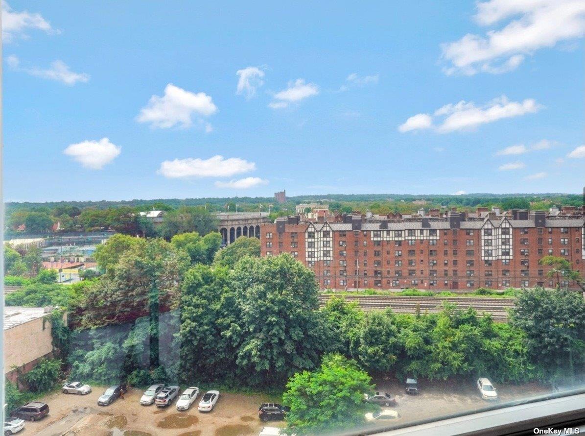 70-25 Yellowstone Boulevard # 12O, Forest Hills, NY 11375