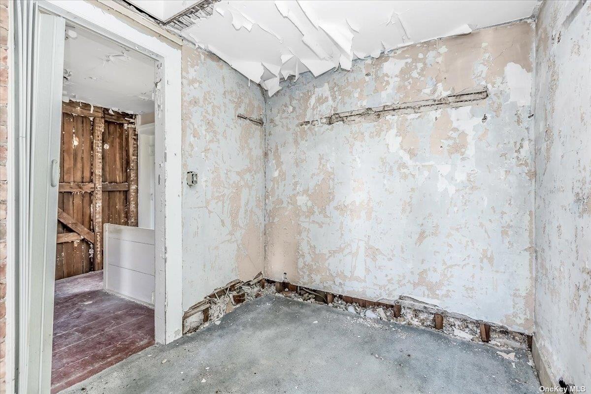 103 3rd Street, Greenport, NY 11944