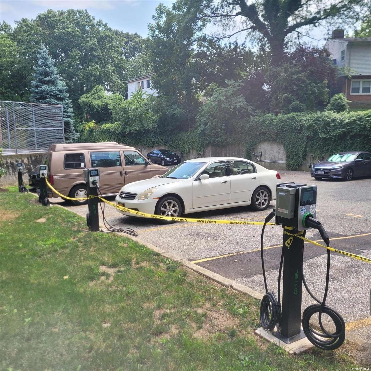 86-70 Francis Lewis Boulevard # A-13, Holliswood, NY 11423