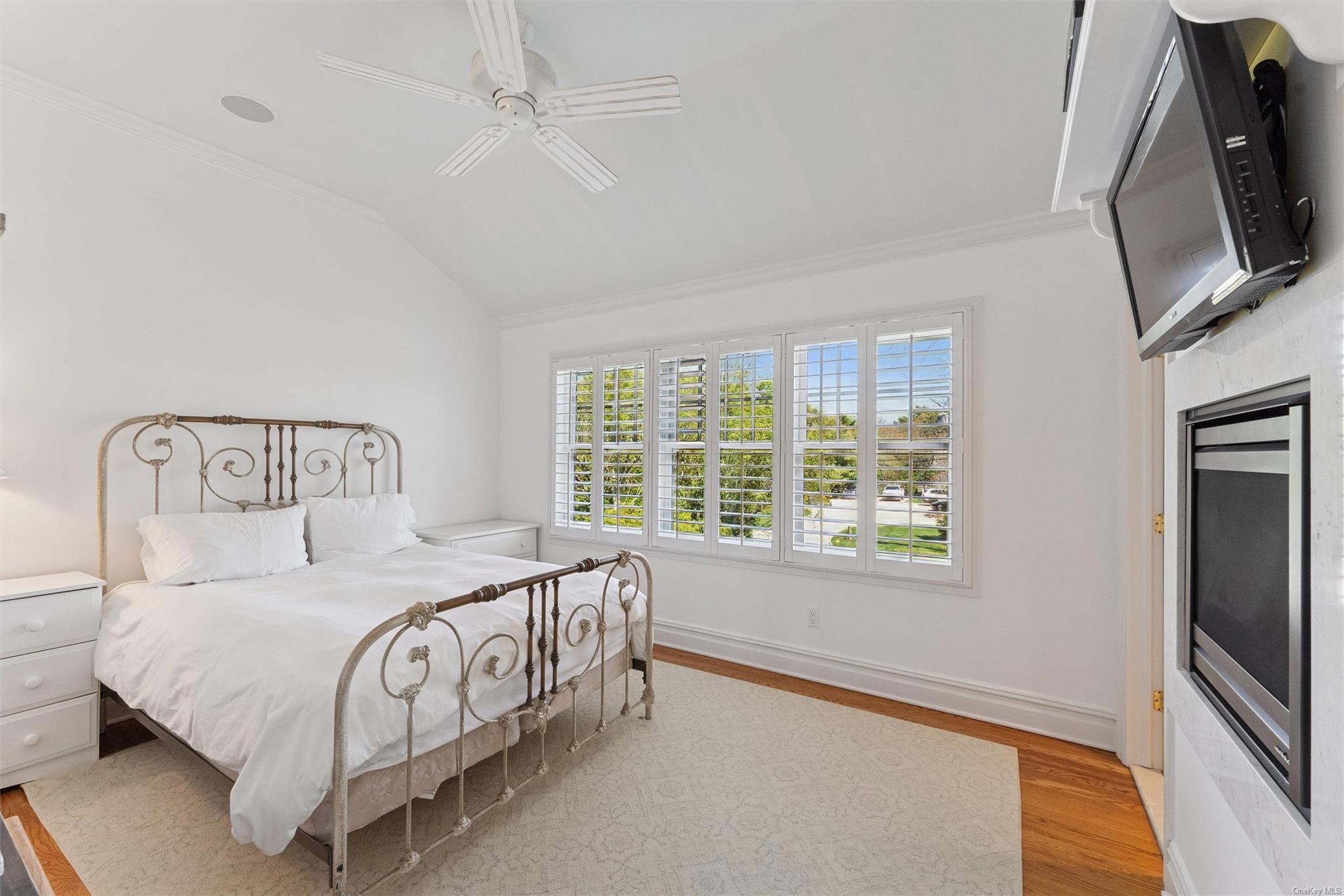 21 Rogers Lane, Remsenburg, NY 11960