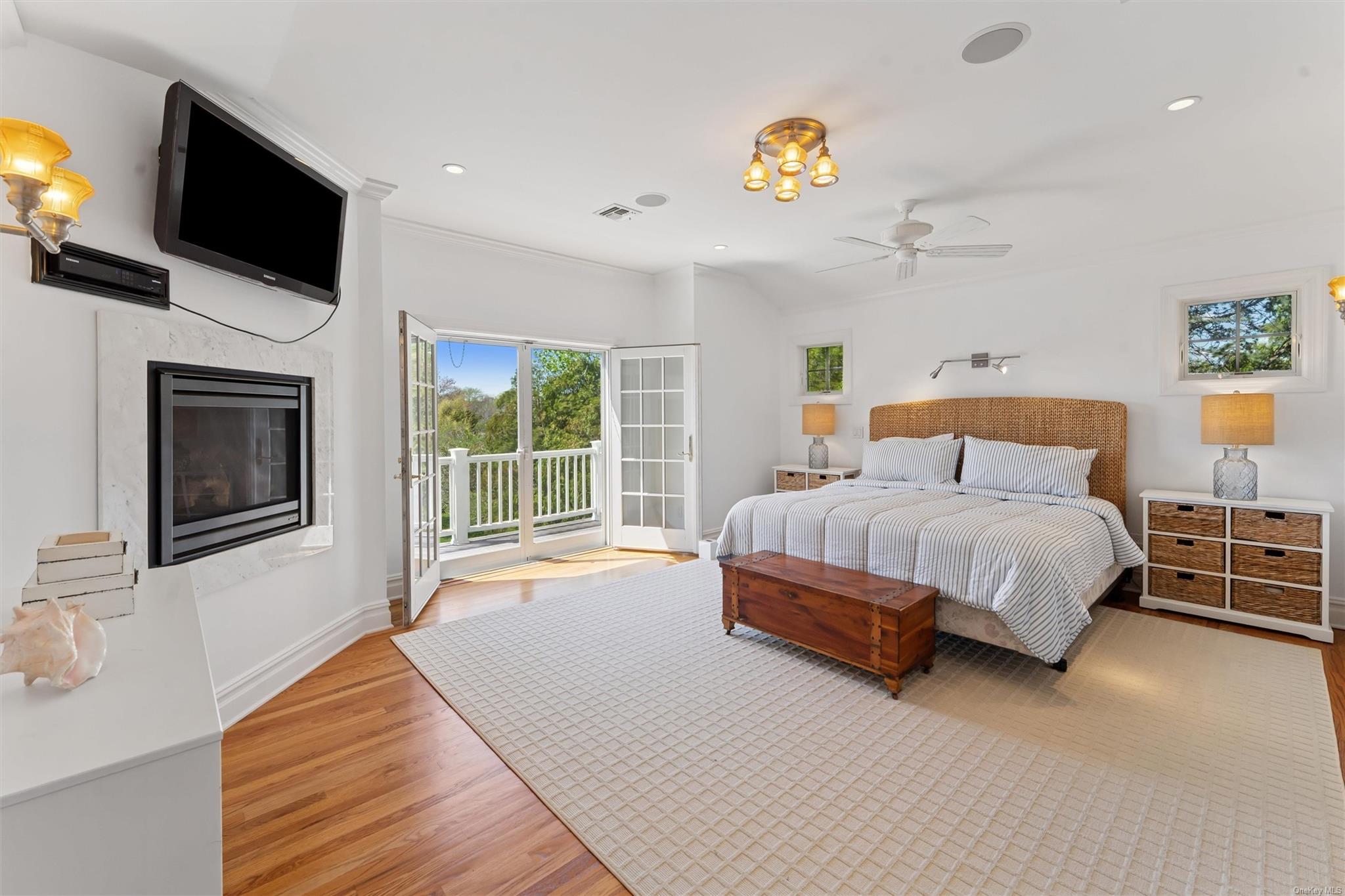 21 Rogers Lane, Remsenburg, NY 11960