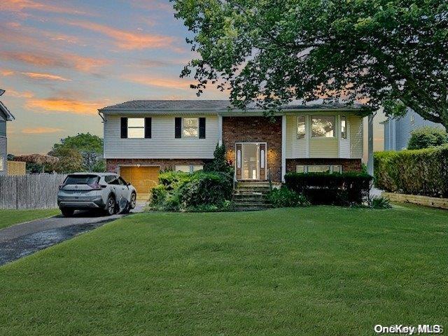 139 Crystal Beach Boulevard, Moriches, NY 11955