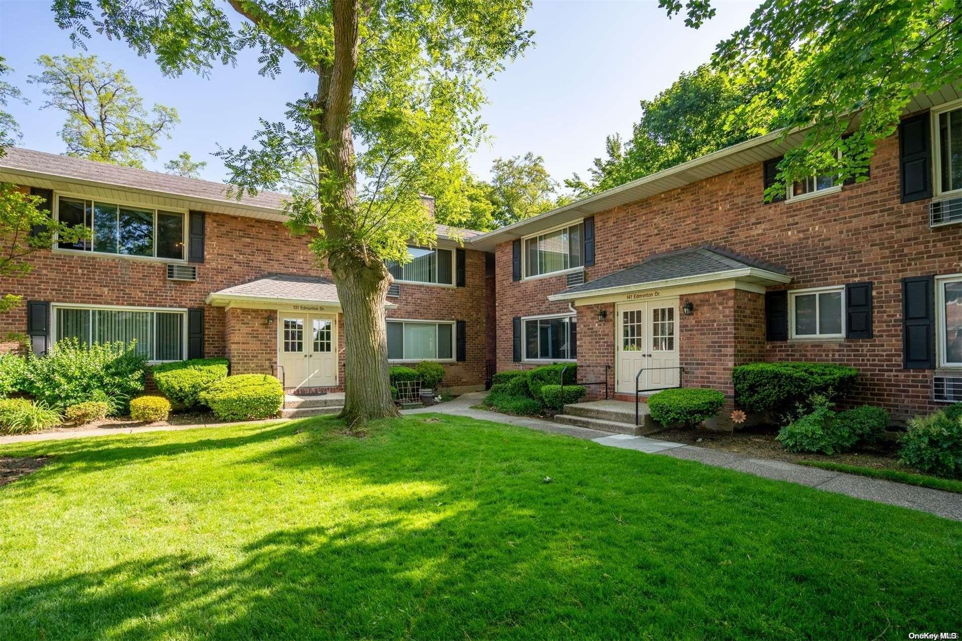 141 Edmunton Drive # G16, North Babylon, NY 11703