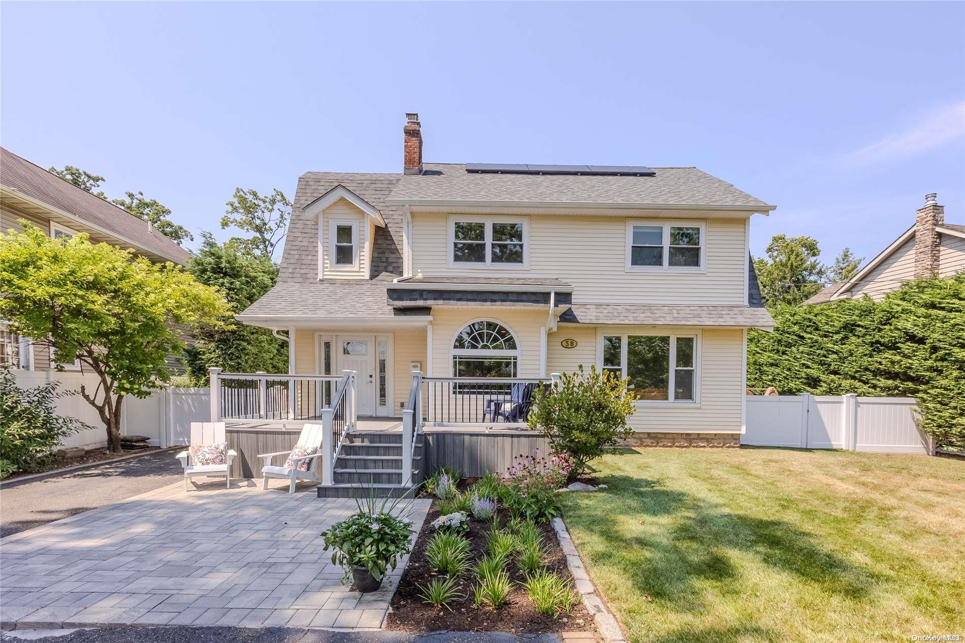 38 Kirkwood Avenue, Merrick, NY 11566