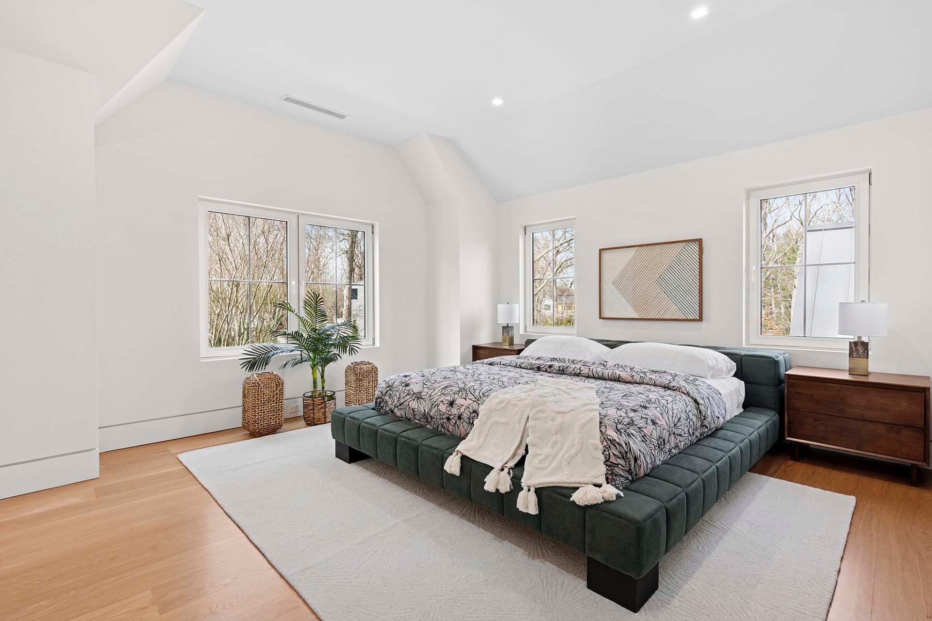 7 Ashwood, Southampton, NY 11968