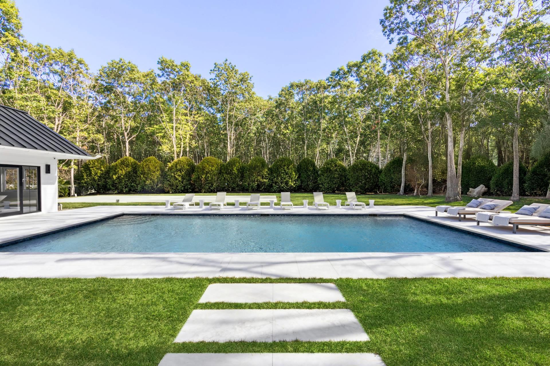 7 Ashwood, Southampton, NY 11968