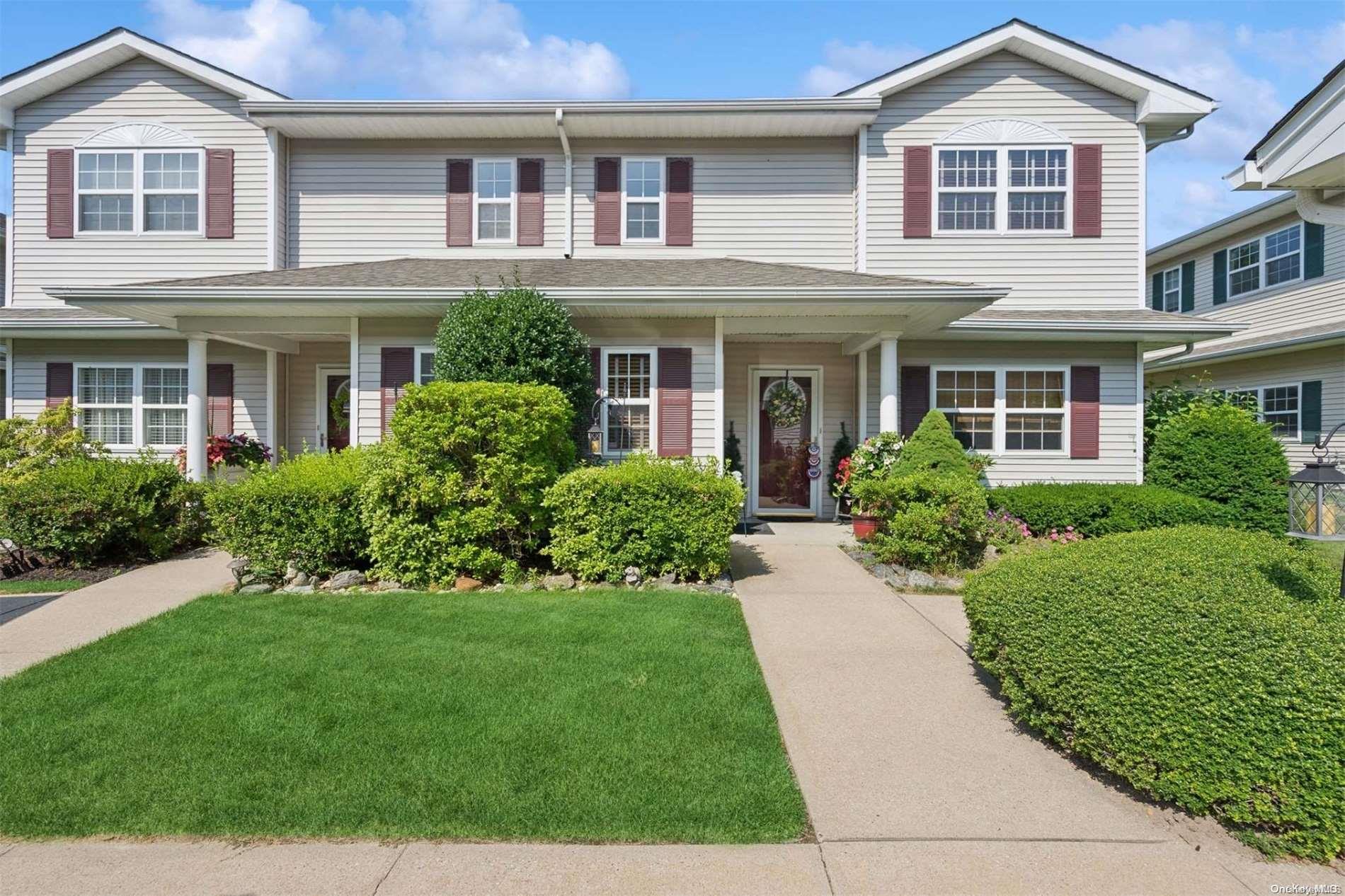 202 Aerie Way # 202, East Quogue, NY 11942