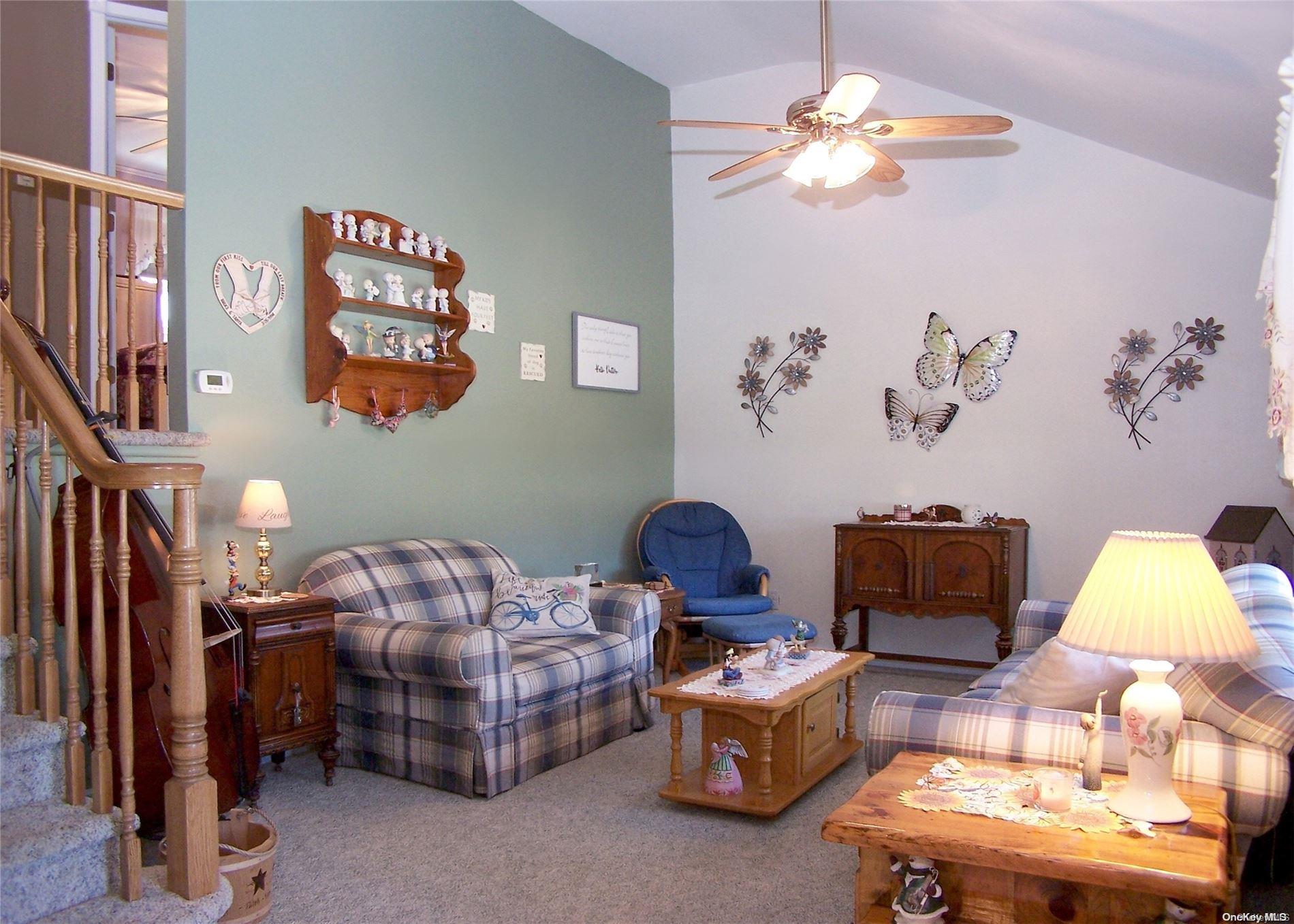 20 Newtown Avenue, Selden, NY 11784