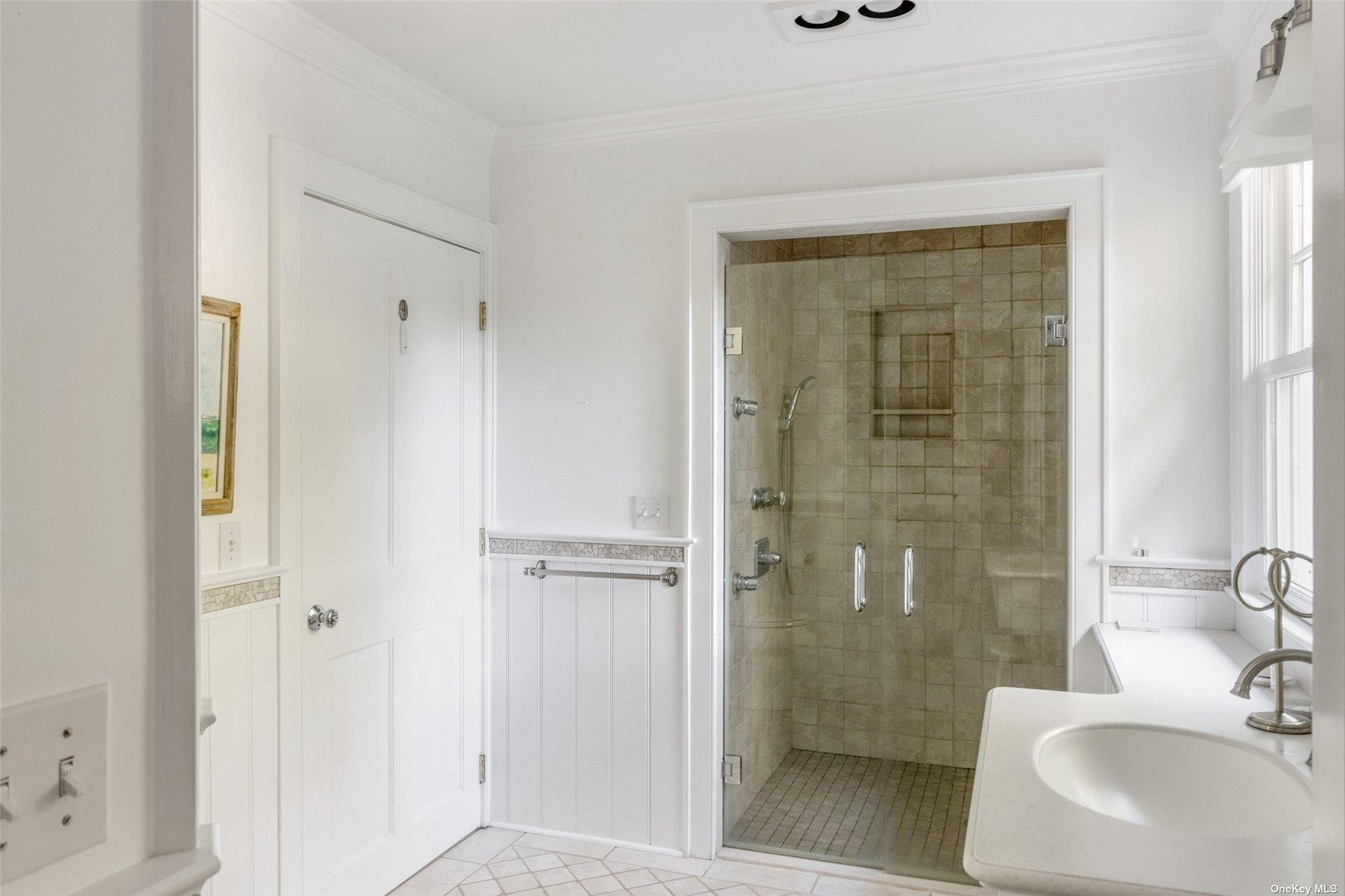 930 W Cove Road, Cutchogue, NY 11935