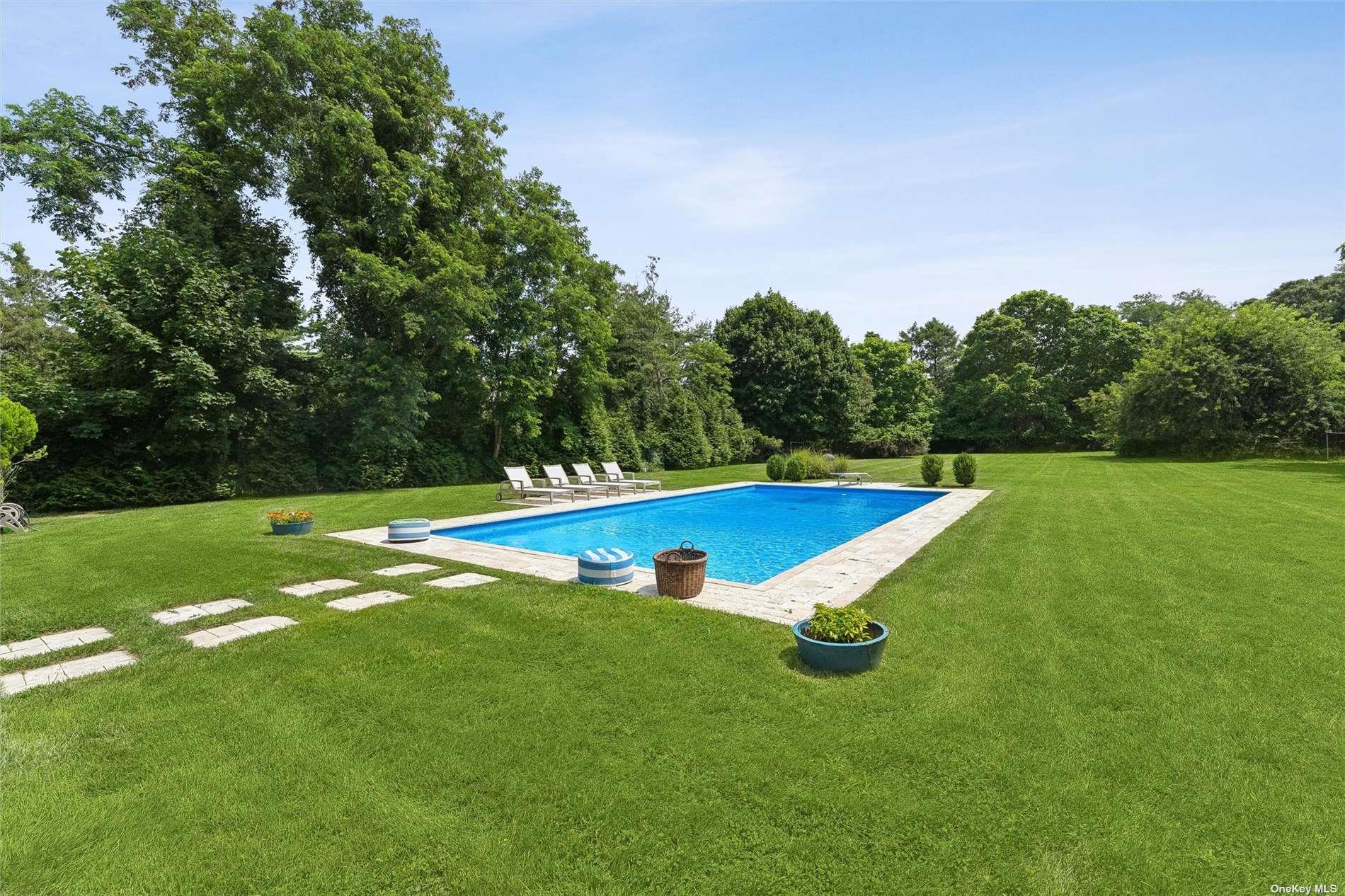 50 Old Main Road, Quogue, NY 11959