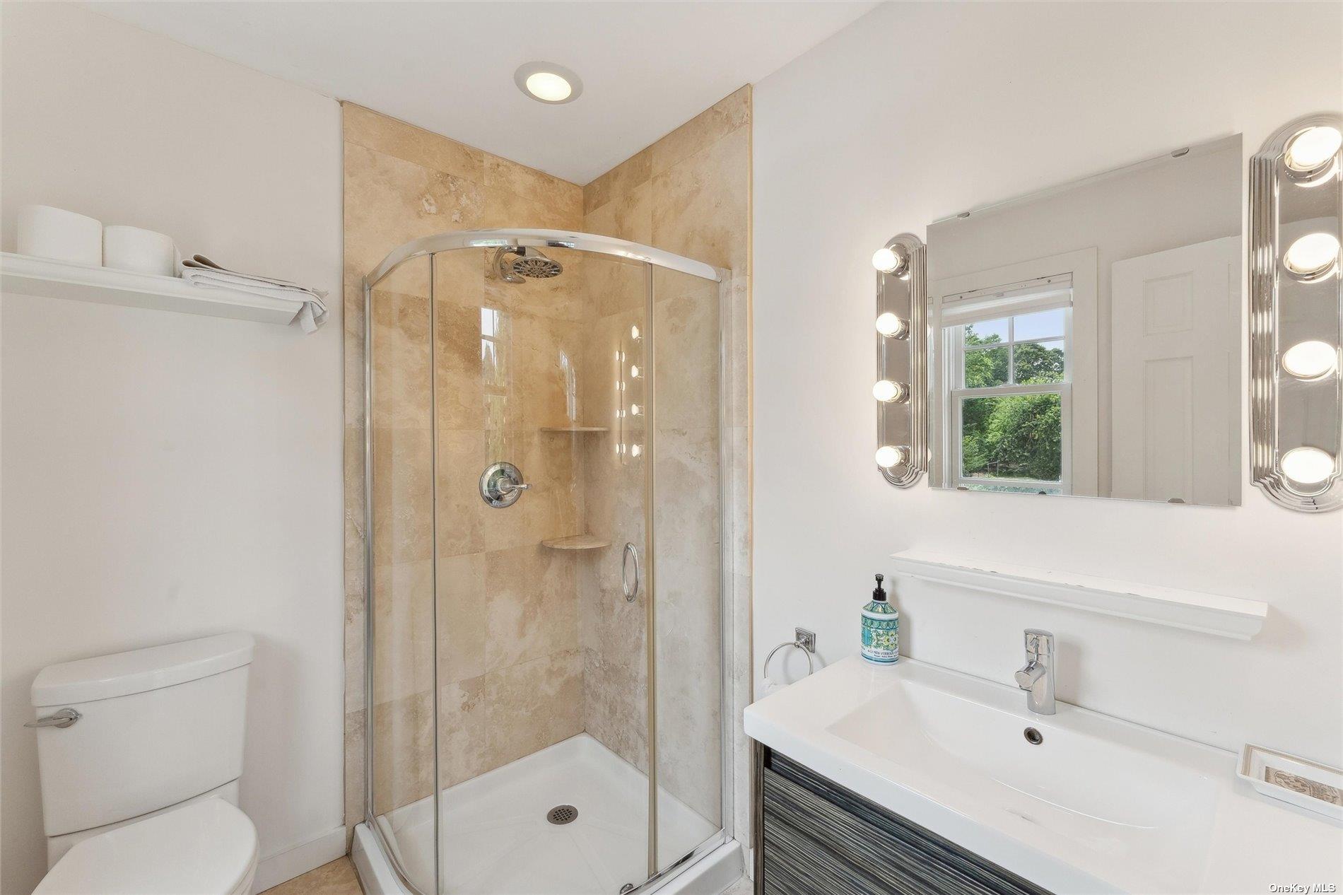 50 Old Main Road, Quogue, NY 11959