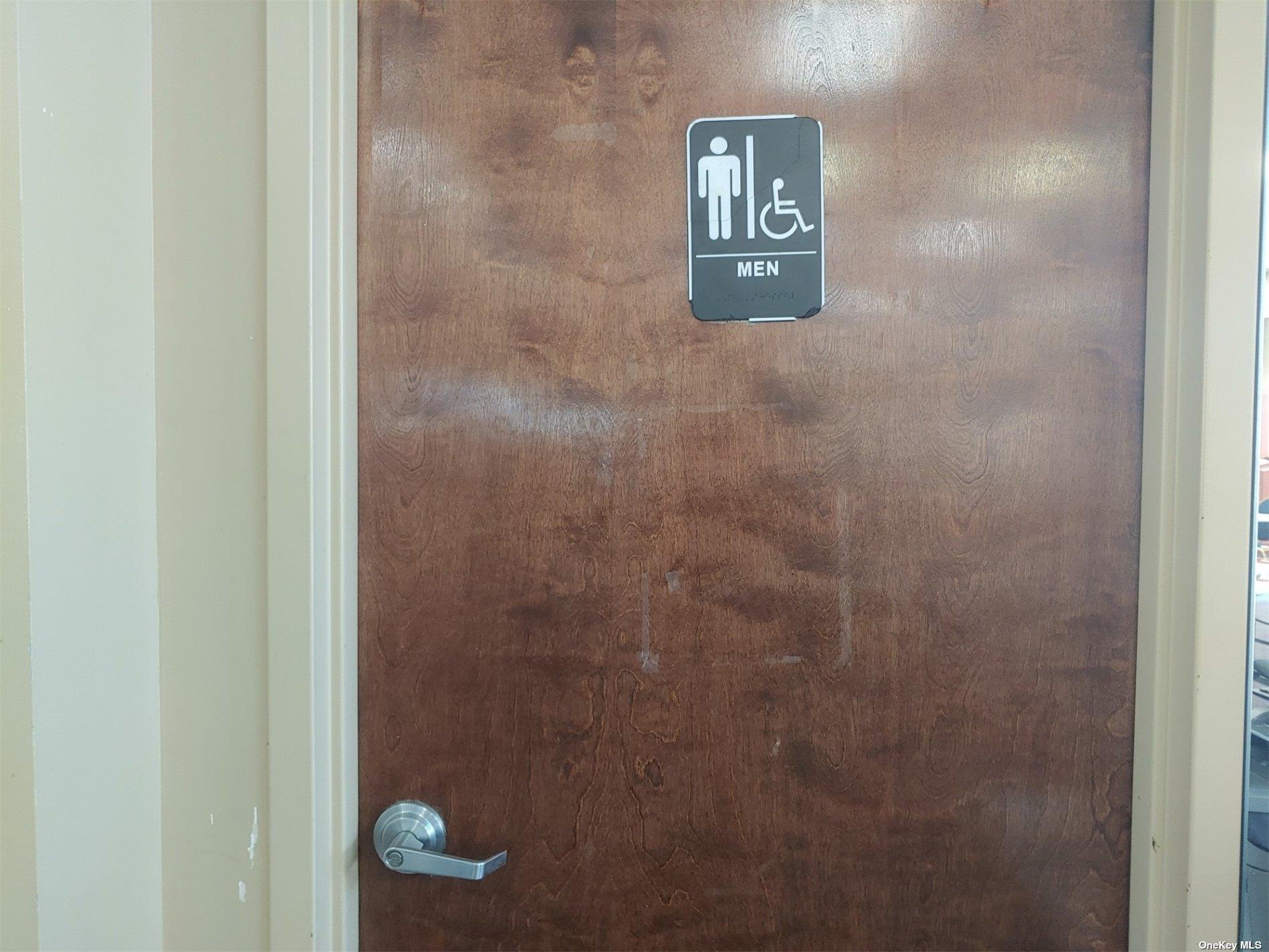 257-10 Union Turnpike # 3, Glen Oaks, NY 11004