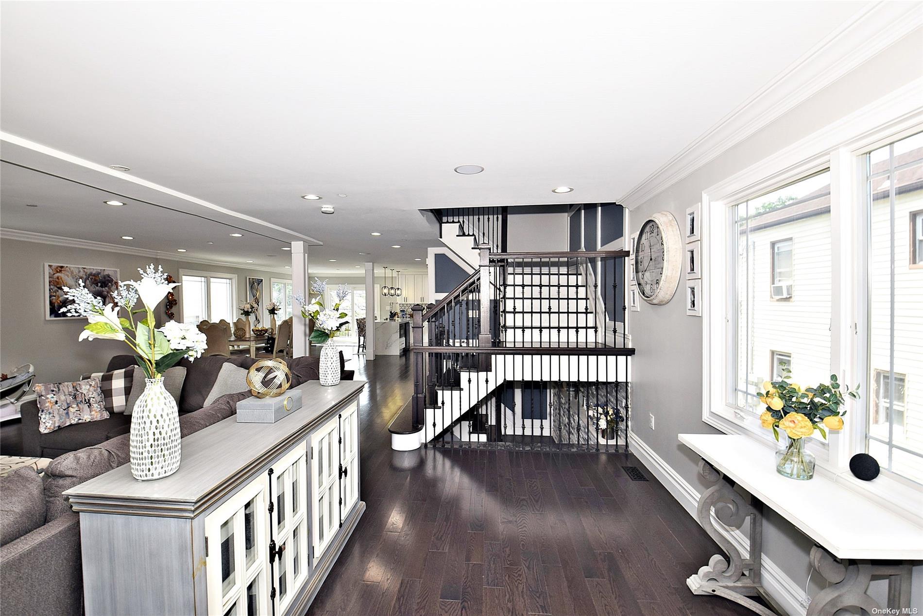 46 E Fulton Street, Long Beach, NY 11561