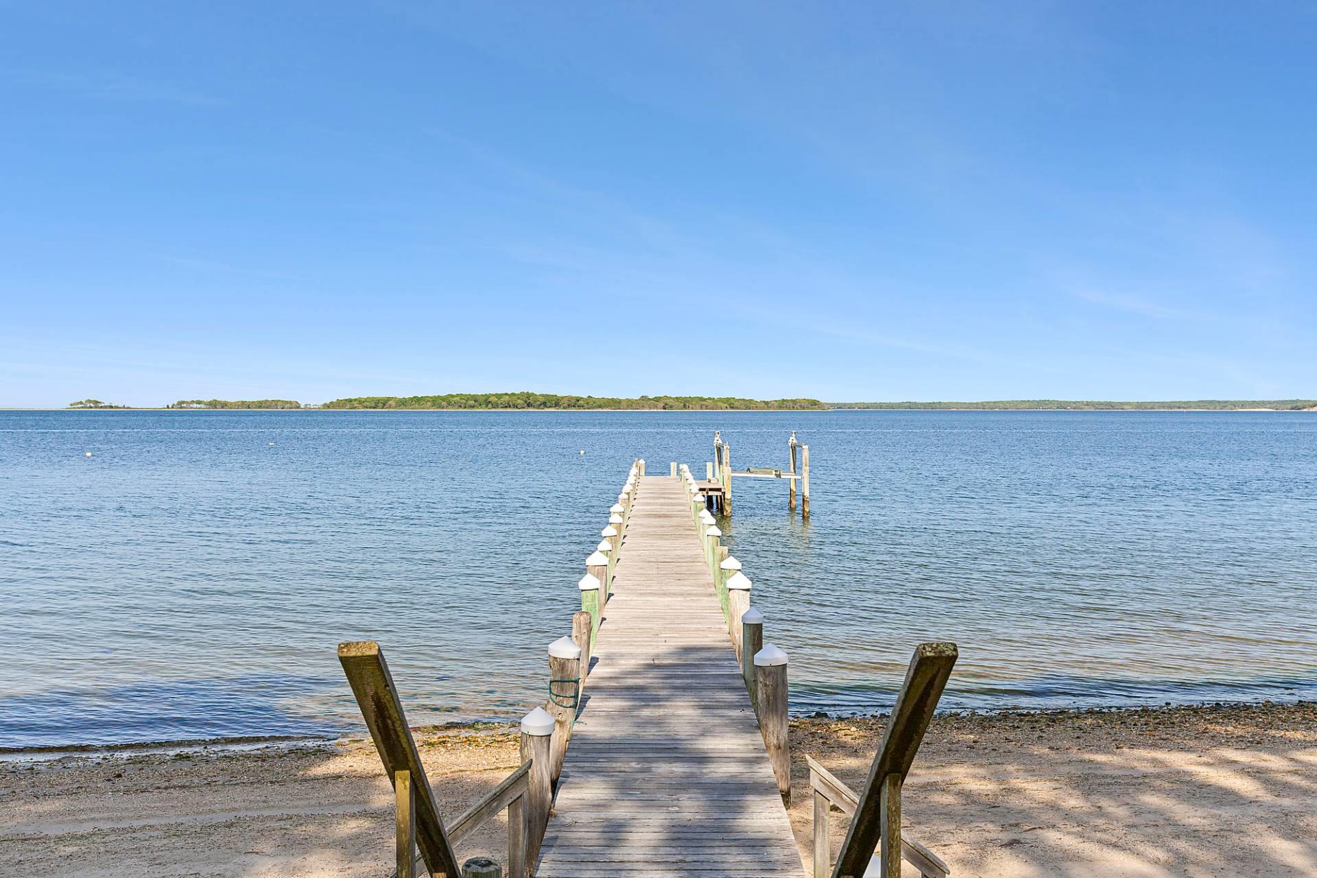 33 Mashomuck Drive, Sag Harbor, NY 11963