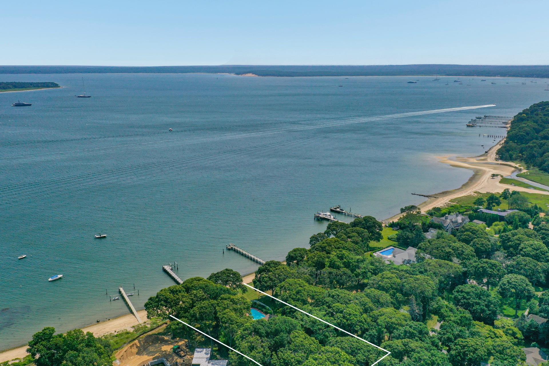 33 Mashomuck Drive, Sag Harbor, NY 11963