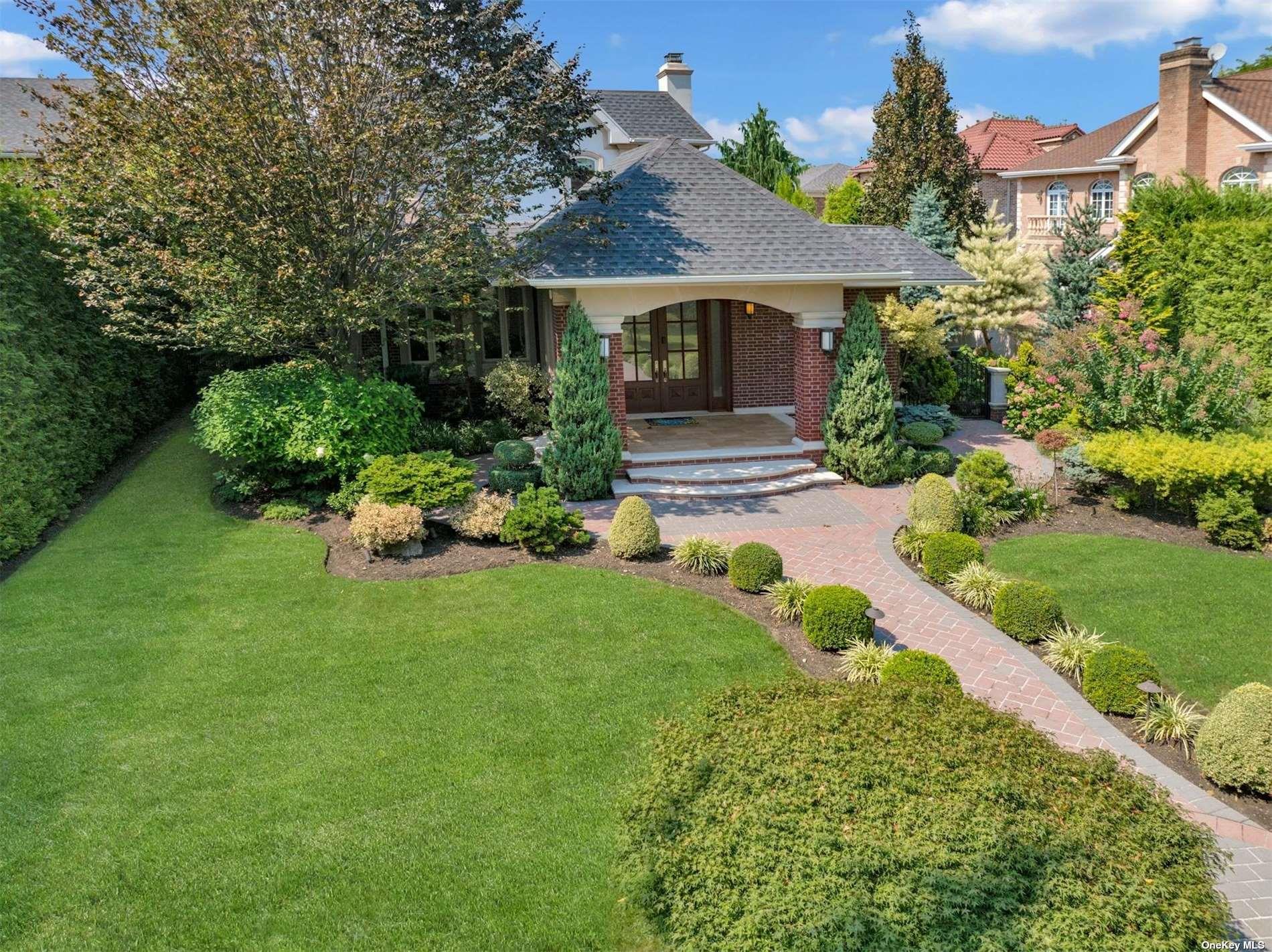 5 Boulevard, Malba, NY 11357