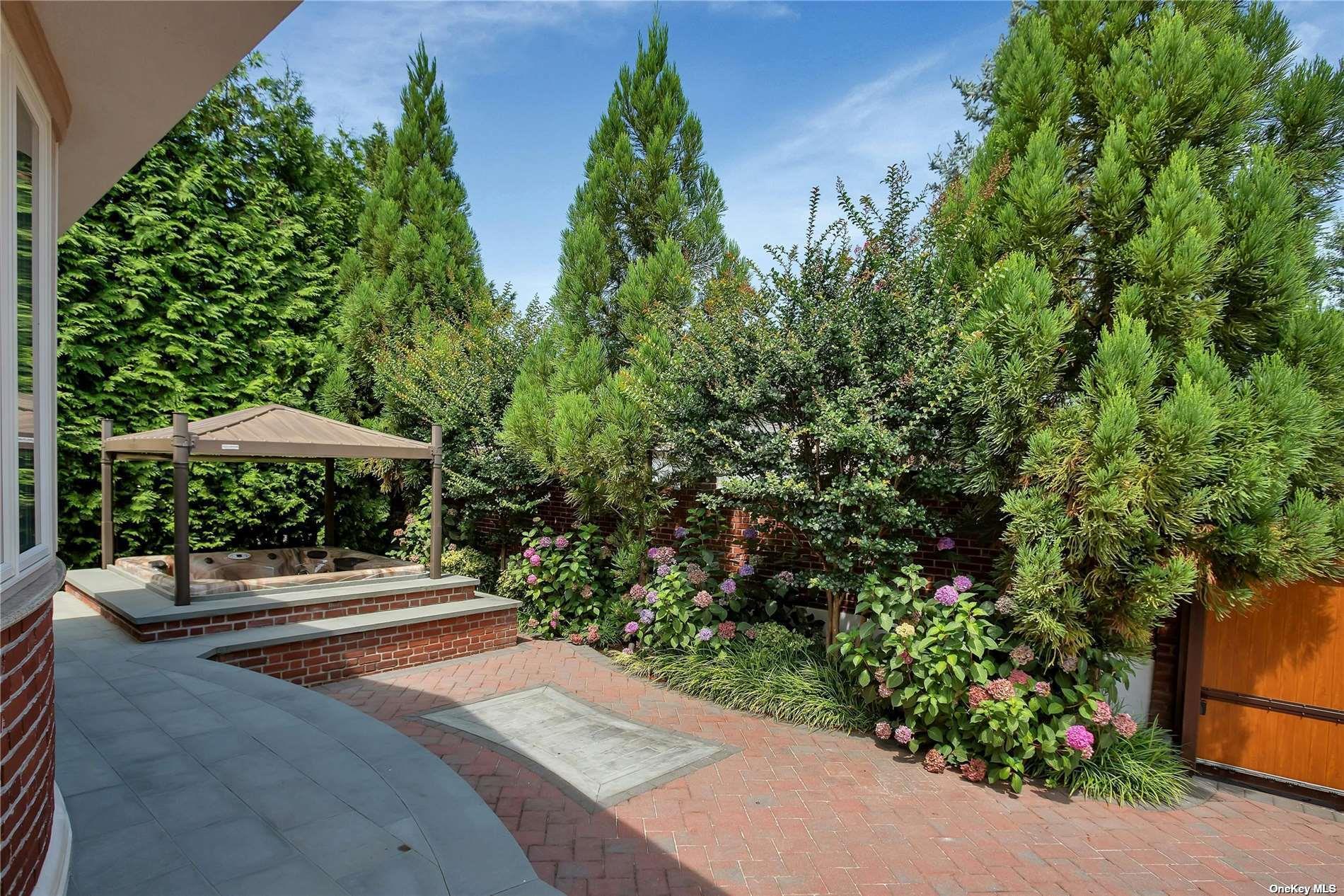 5 Boulevard, Malba, NY 11357