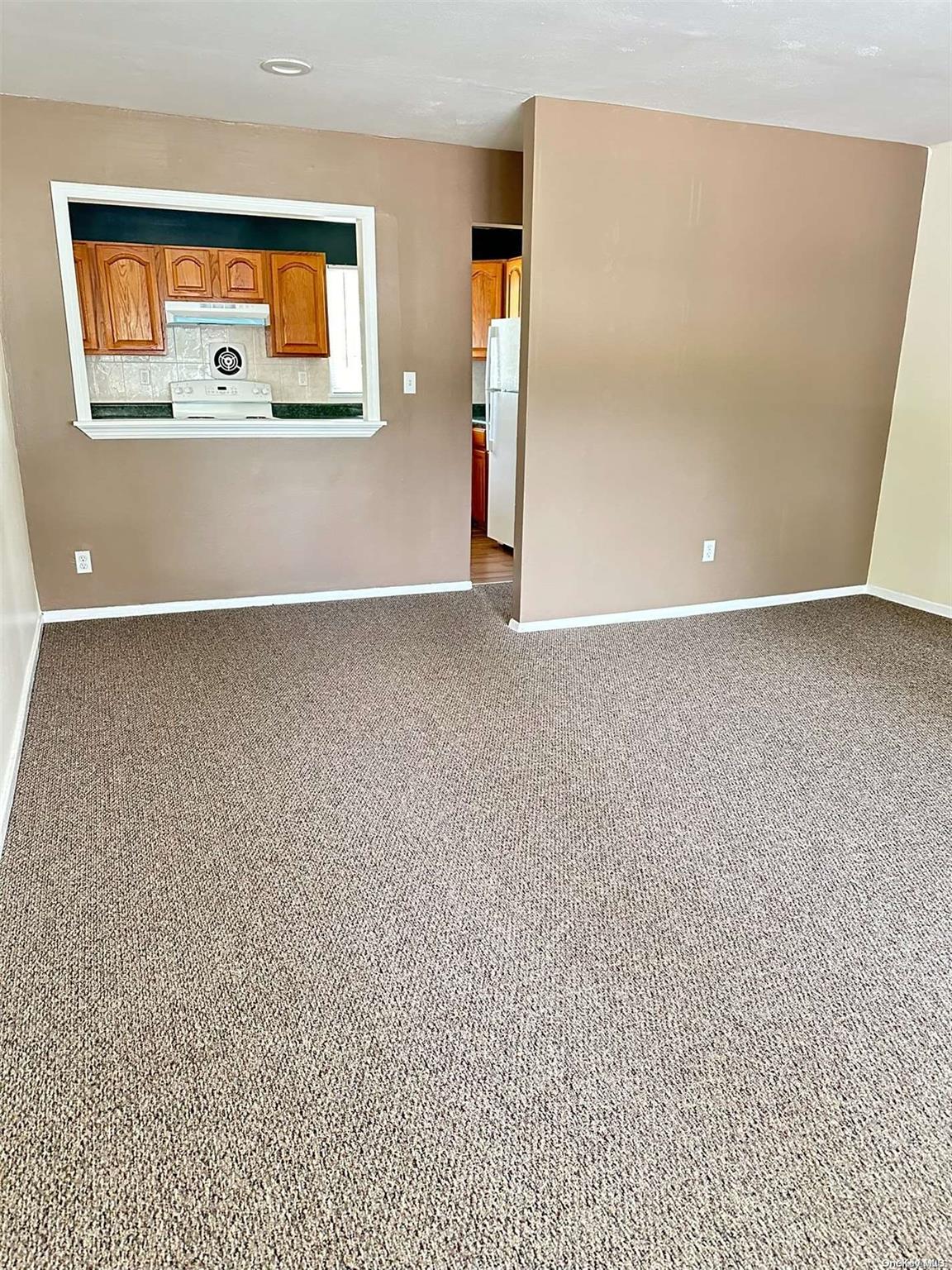 30 Meade Avenue, Bethpage, NY 11714