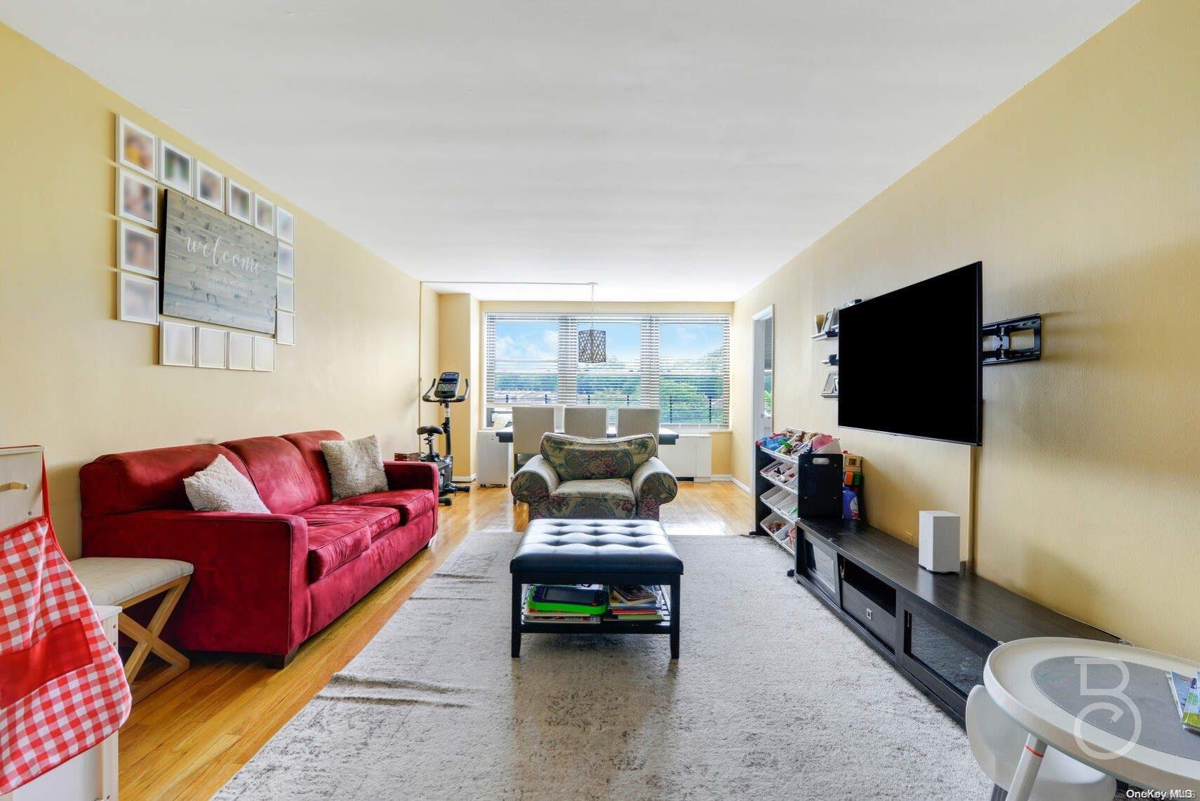 18-35 Corporal Kennedy Street # 4G, Bayside, NY 11360