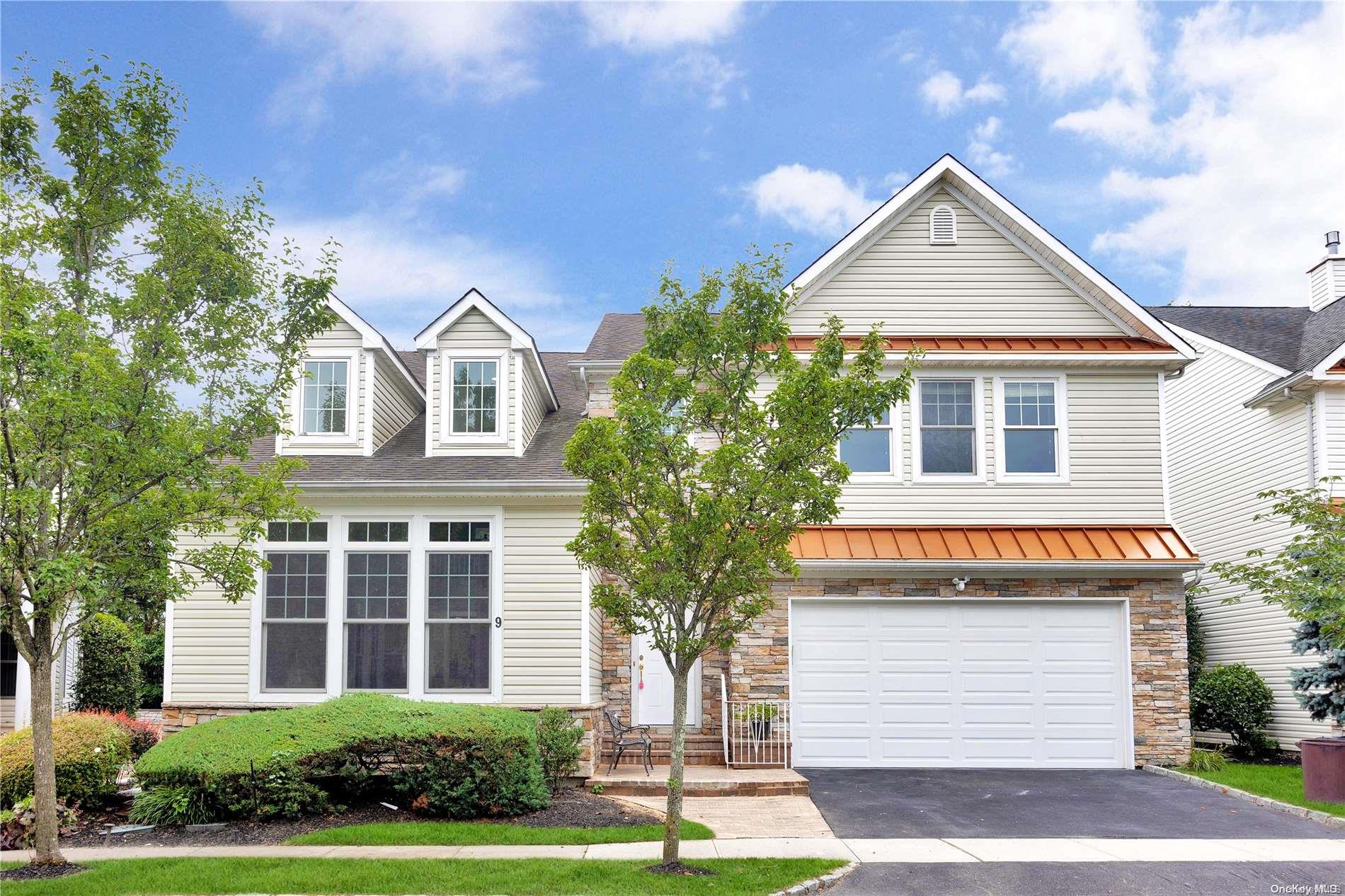 9 W Overlook # 9, Port Washington, NY 11050