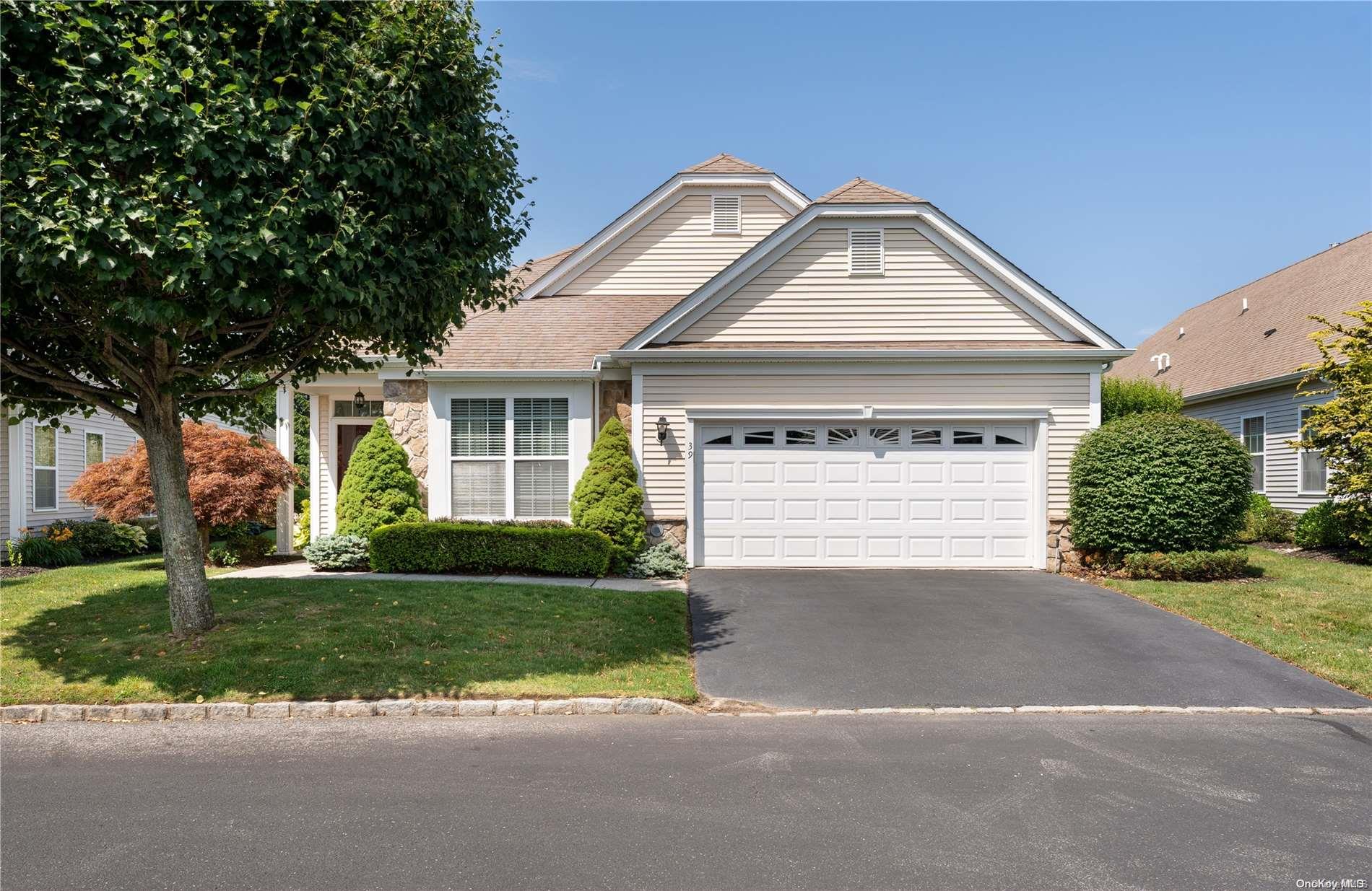 39 Louden Loop # 39, Mount Sinai, NY 11766