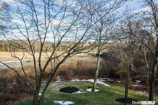 15 Old Field Road, Setauket, NY 11733