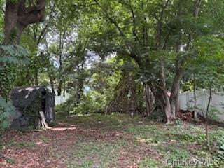 62 Lowndes Avenue, Huntington Station, NY 11746