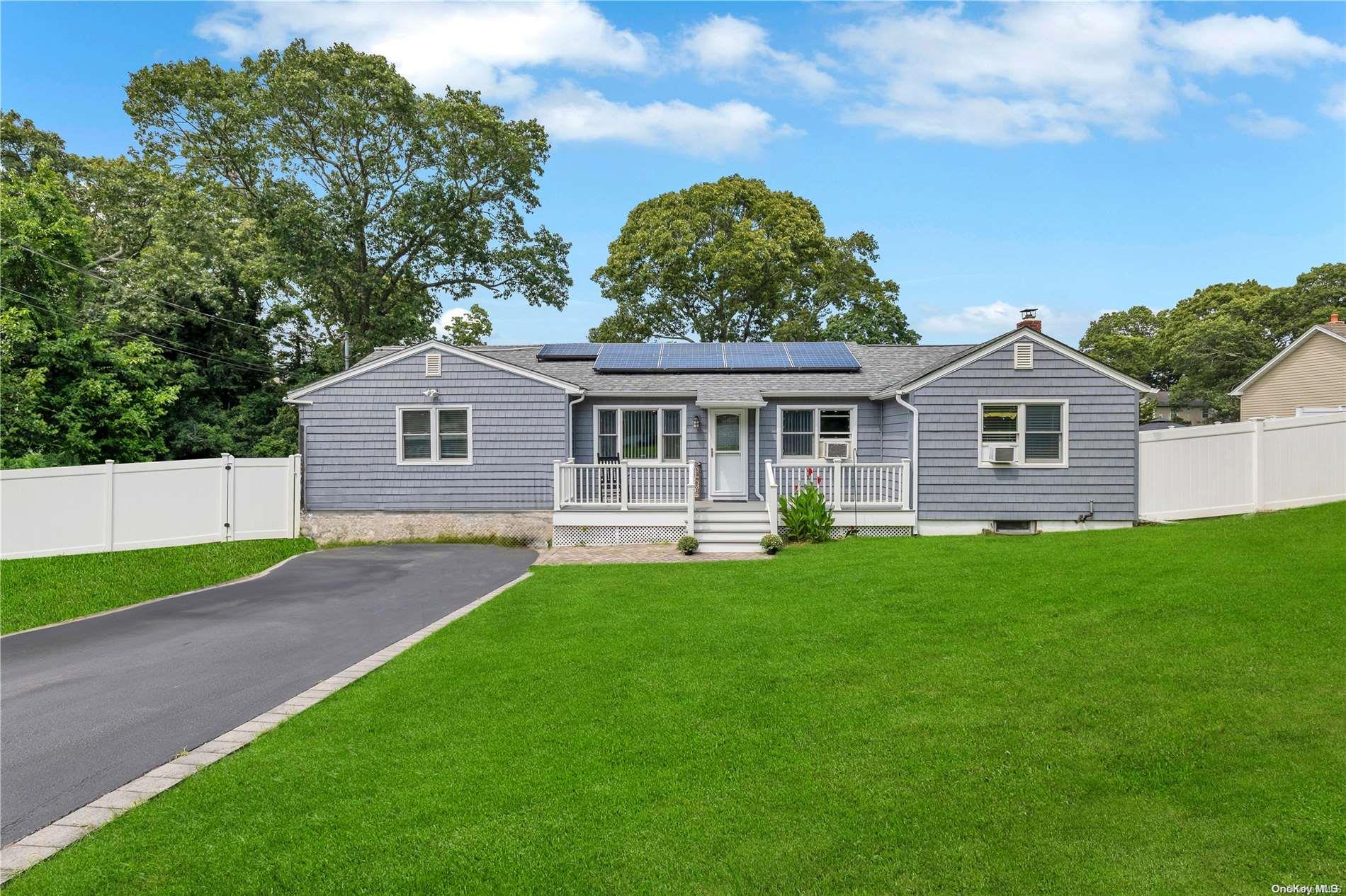 19 Hazel Avenue, Farmingville, NY 11738