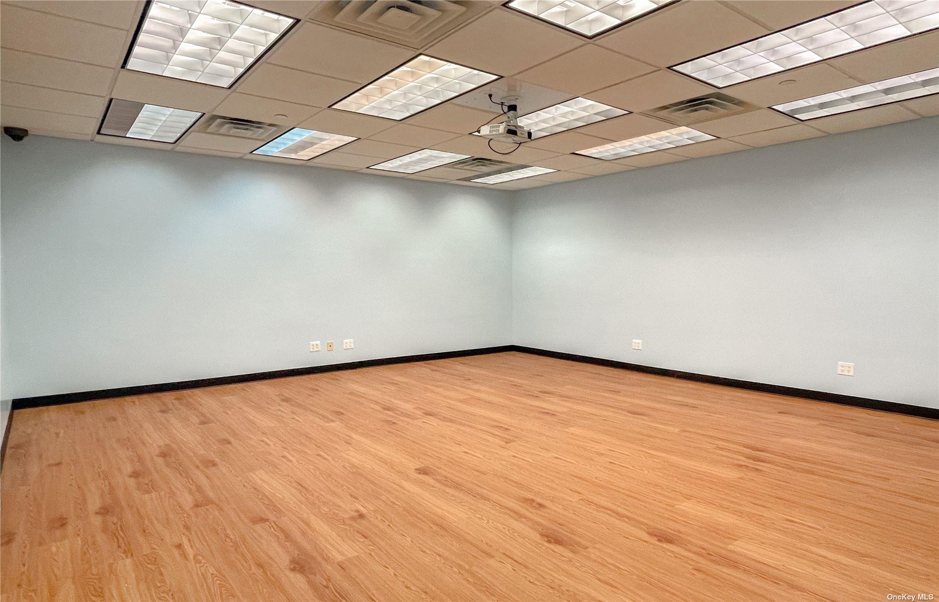 38-25 Main Street Street # 4A, Flushing, NY 11354