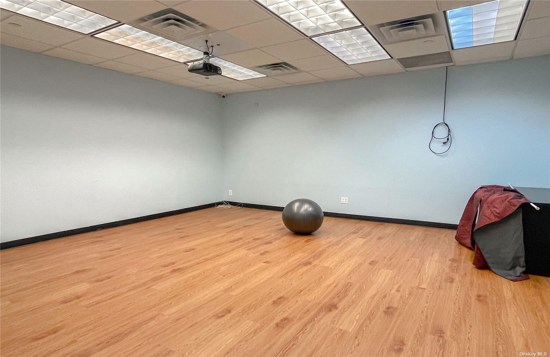 136-20 38th Avenue # 4A-1, Flushing, NY 11354