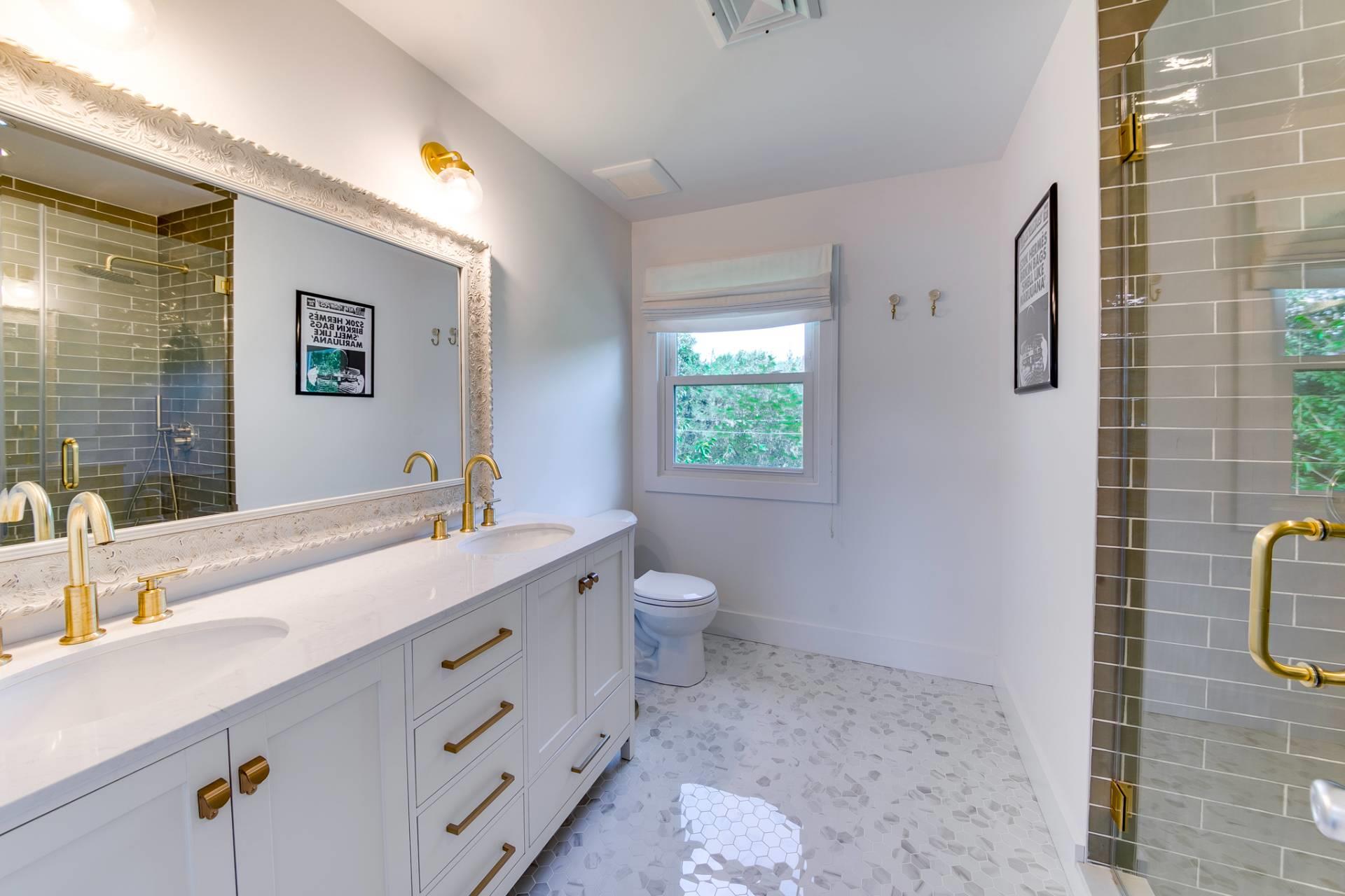 4 Hampton Harbor Road, Hampton Bays, NY 11946