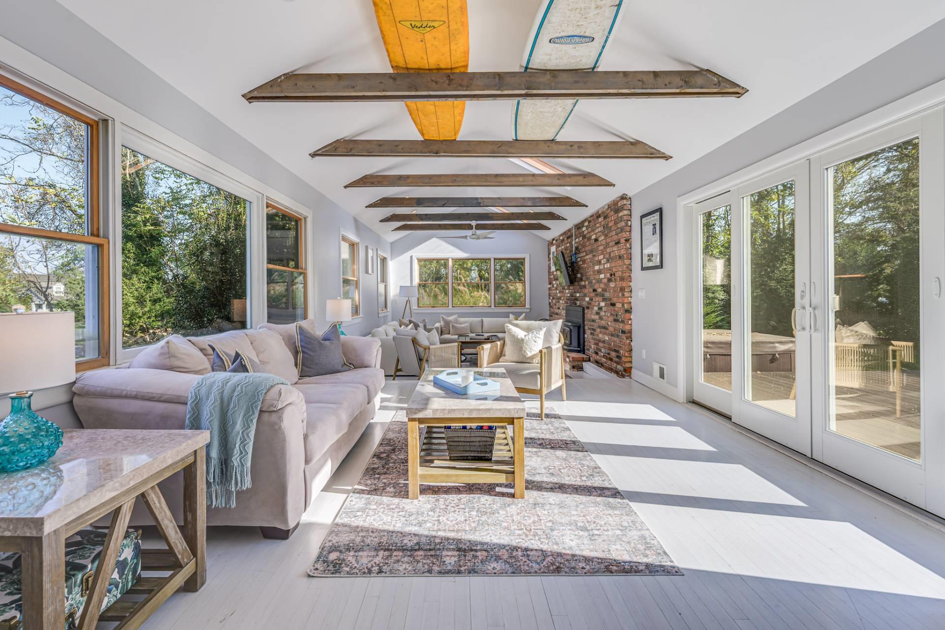 4 Hampton Harbor Road, Hampton Bays, NY 11946