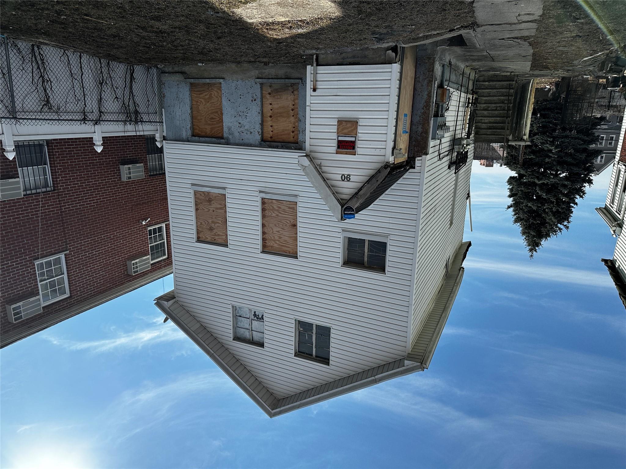 90 Jackie Robinson Parkway, Brooklyn, NY 11208