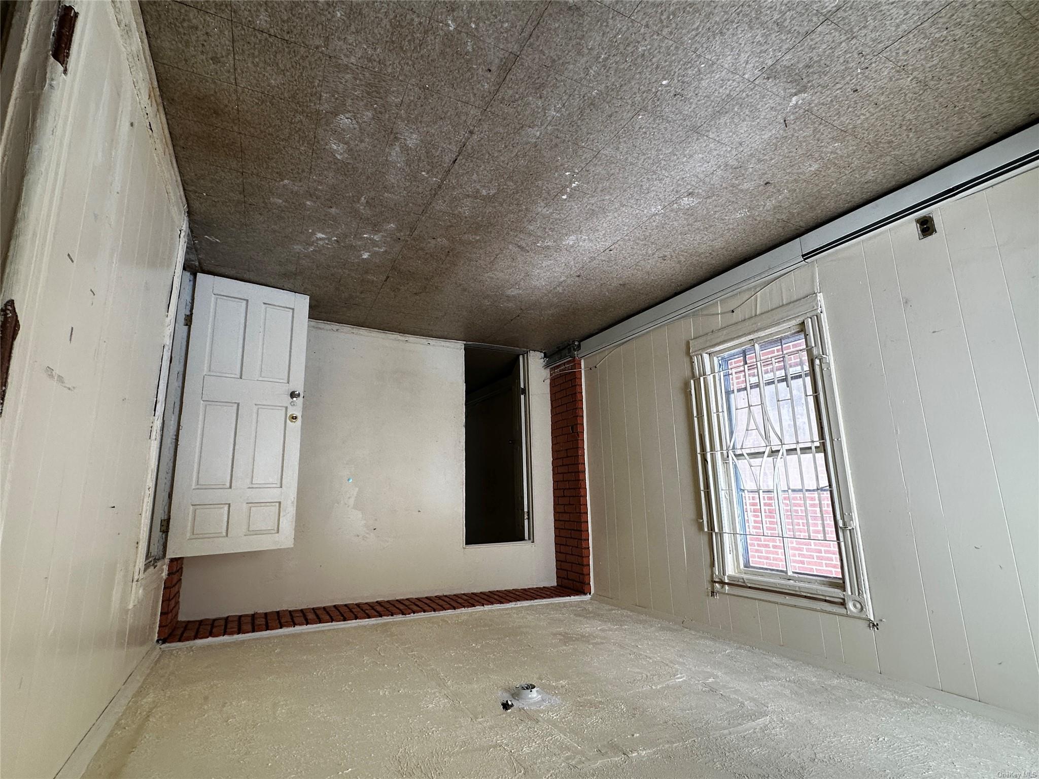 90 Jackie Robinson Parkway, Brooklyn, NY 11208