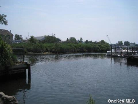 14 Island, Bellmore, NY 11710