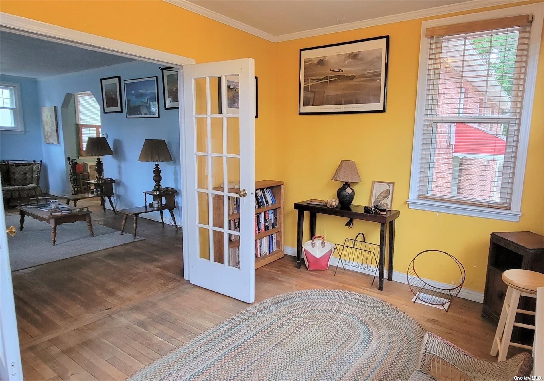 138 Hewlett Avenue, Merrick, NY 11566