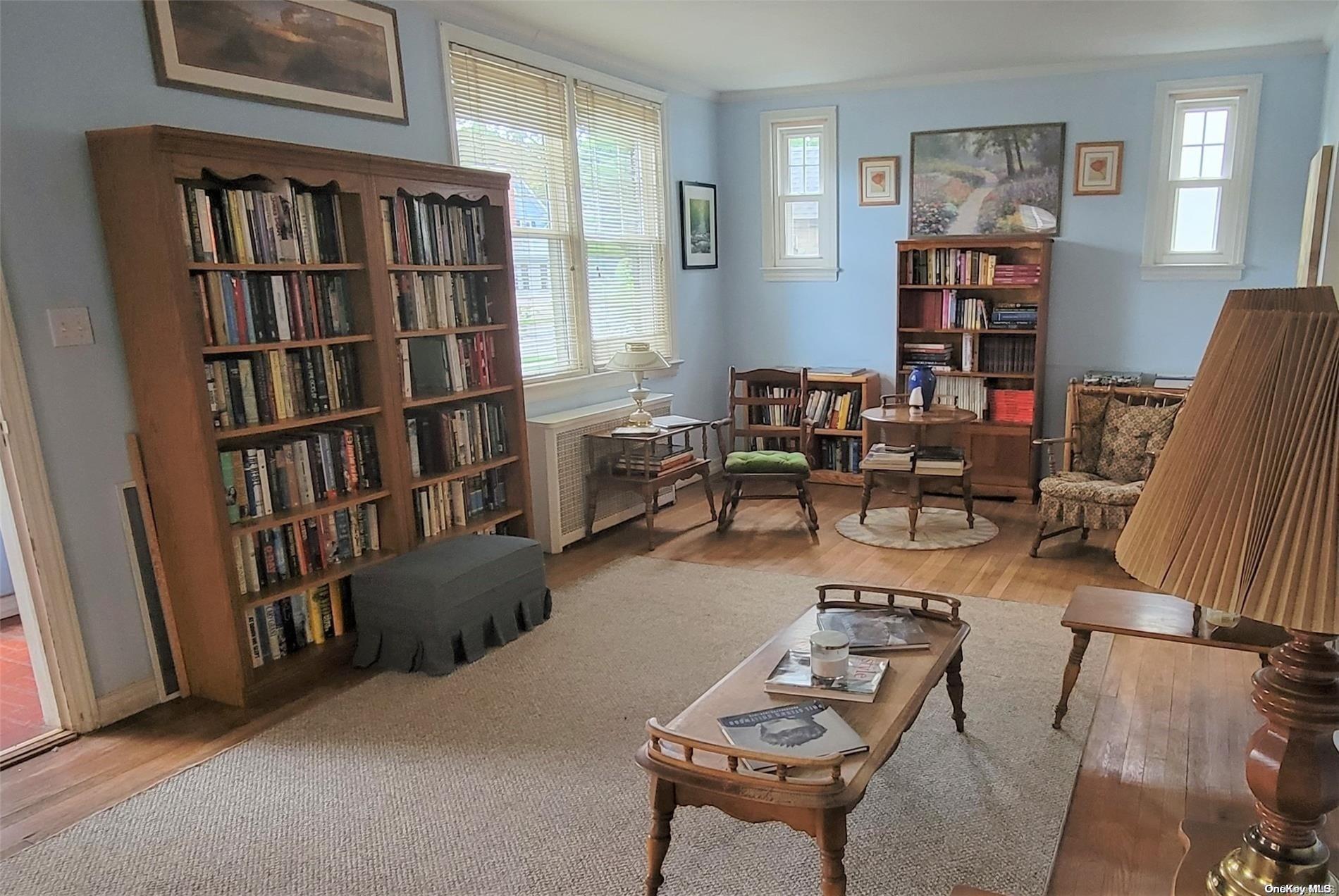 138 Hewlett Avenue, Merrick, NY 11566