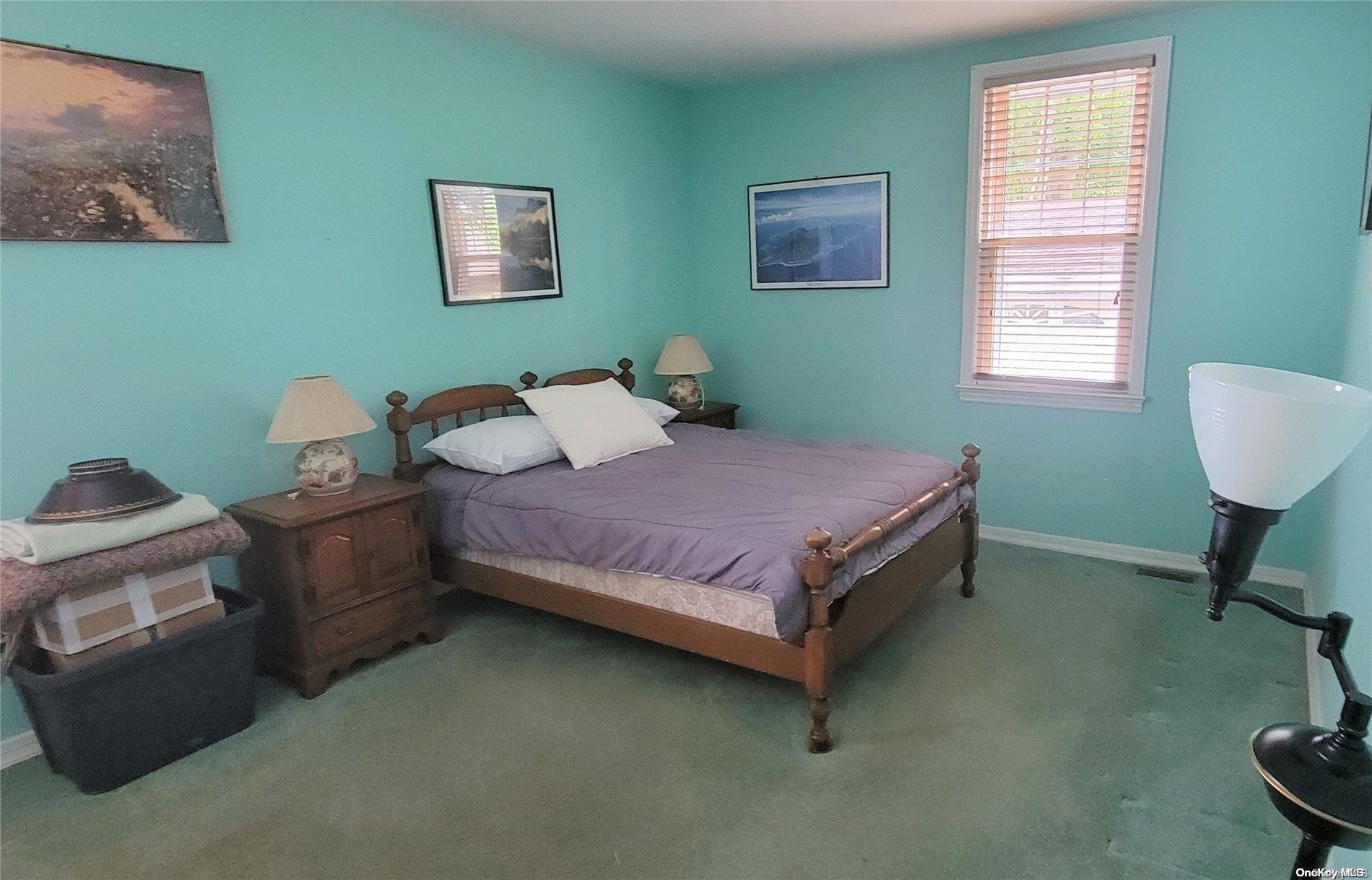 138 Hewlett Avenue, Merrick, NY 11566