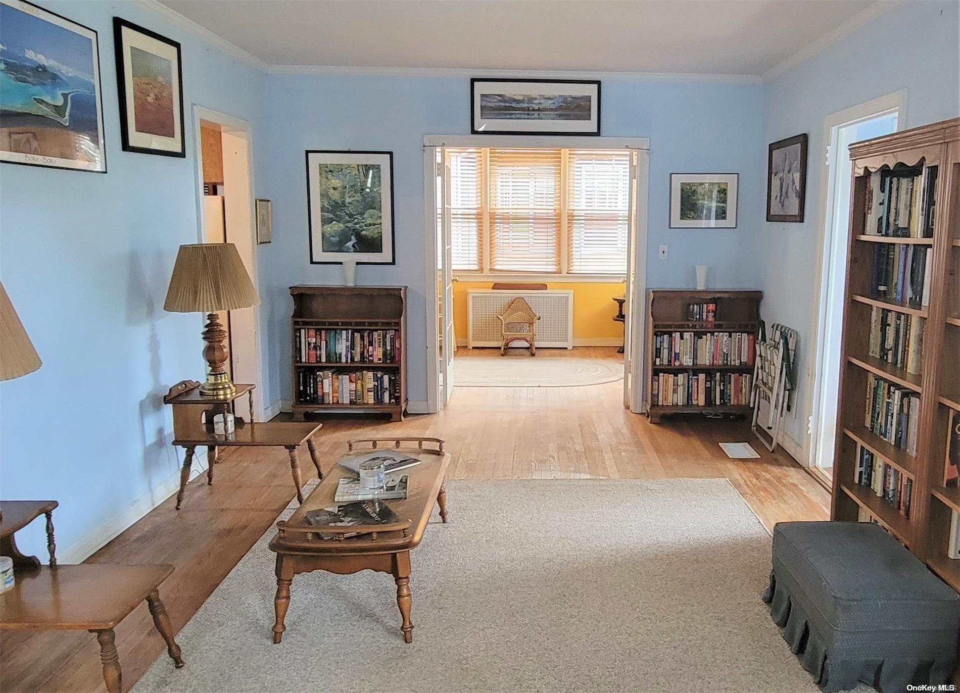 138 Hewlett Avenue, Merrick, NY 11566